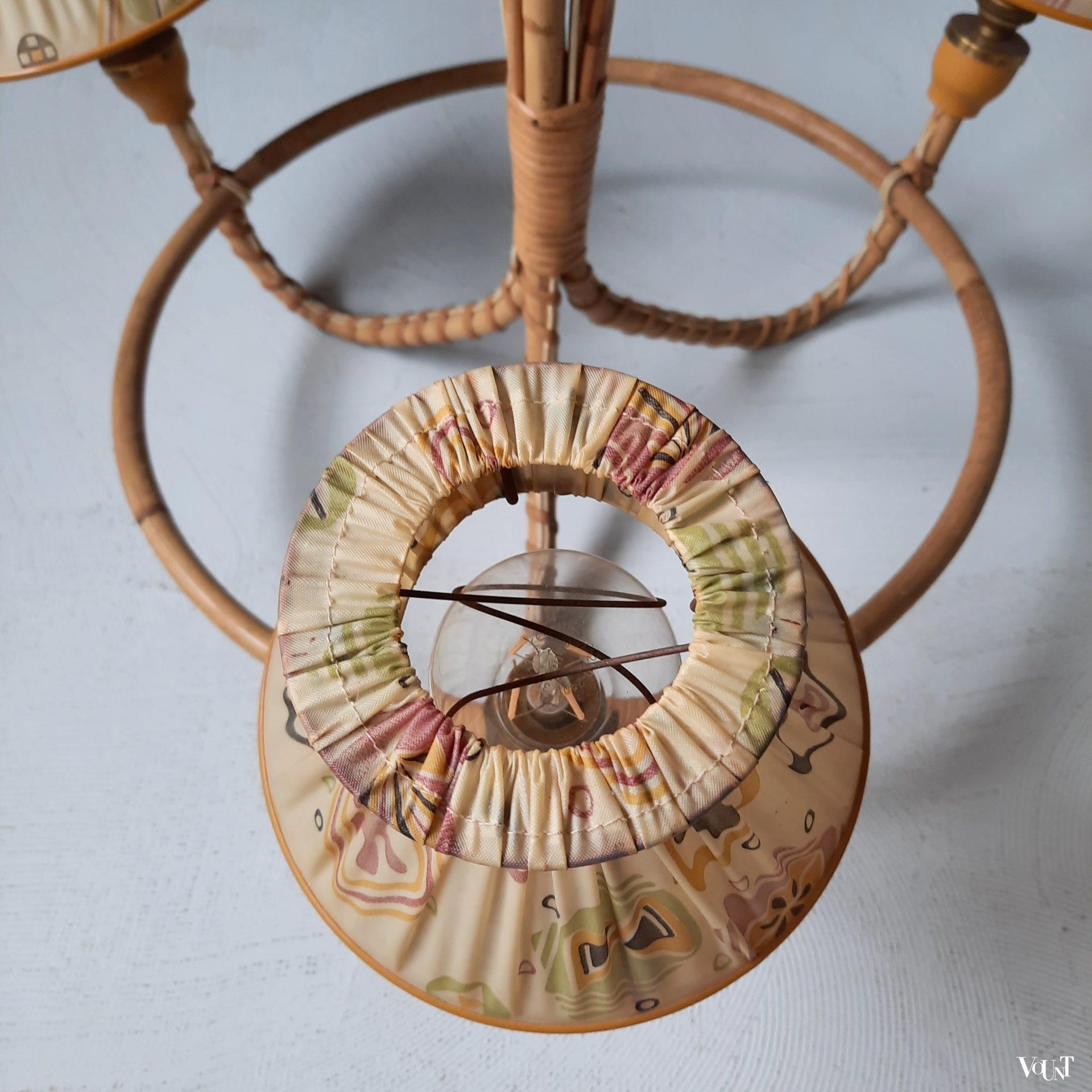 Franse rotan hanglamp met 3 kapjes, jaren '50