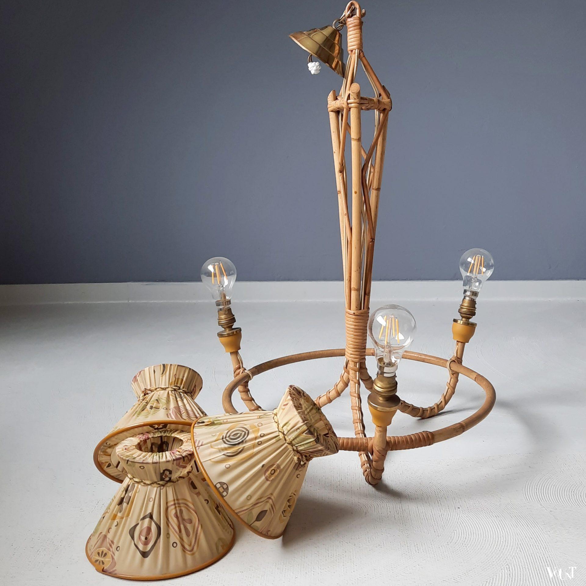 Franse rotan hanglamp met 3 kapjes, jaren '50