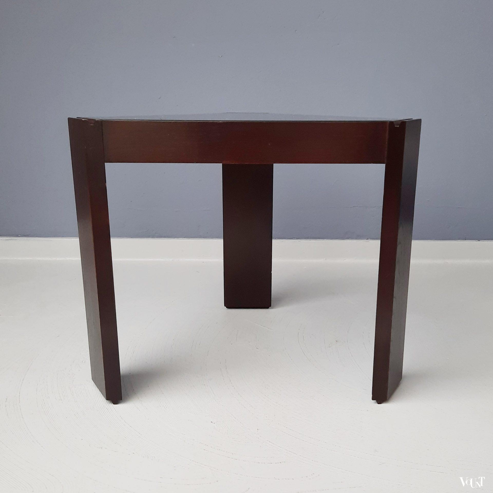 Bijzettafeltje met rookglazen blad, Porada Arredi, jaren '70