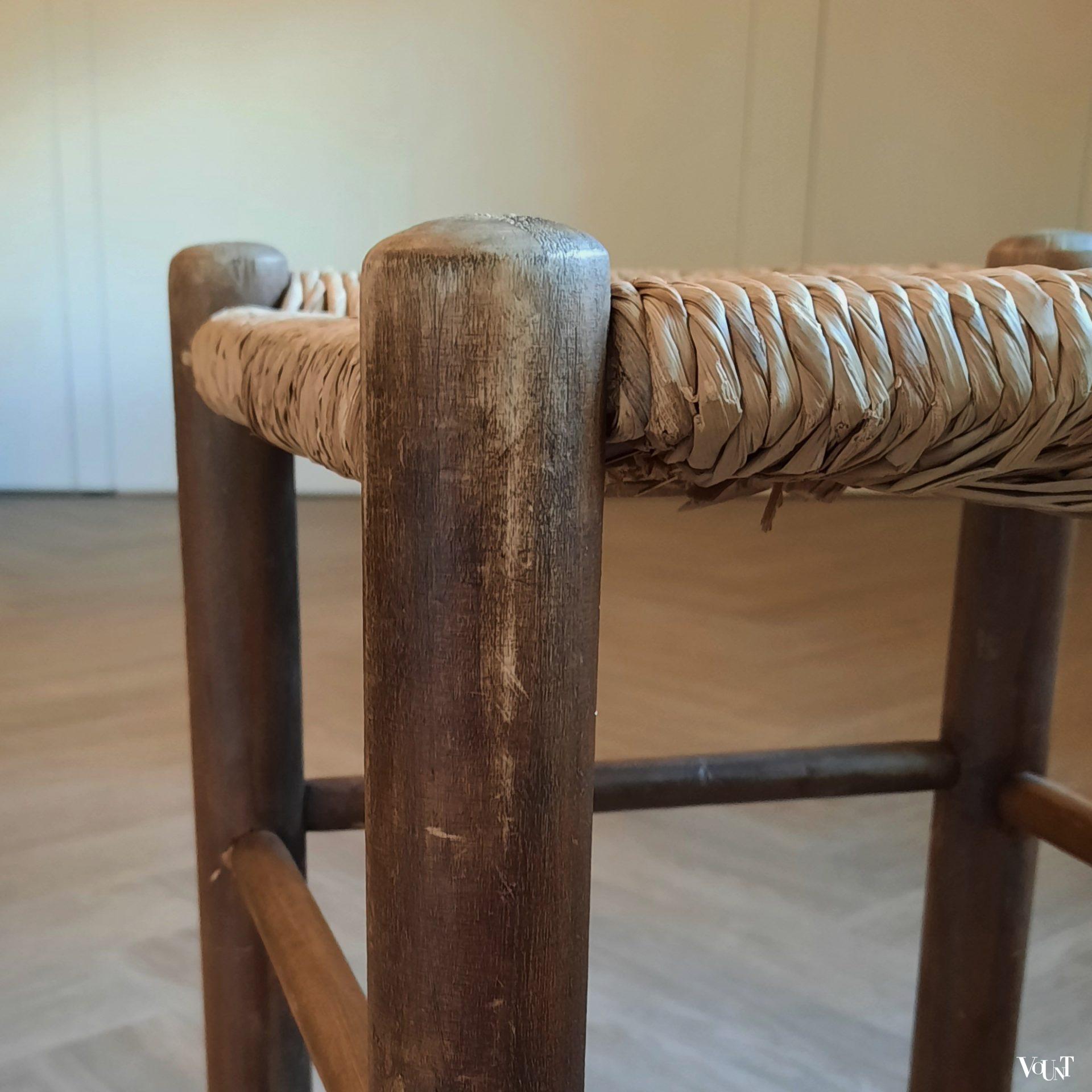 Set van 4 hoge krukken met biezen zitting, jaren '60