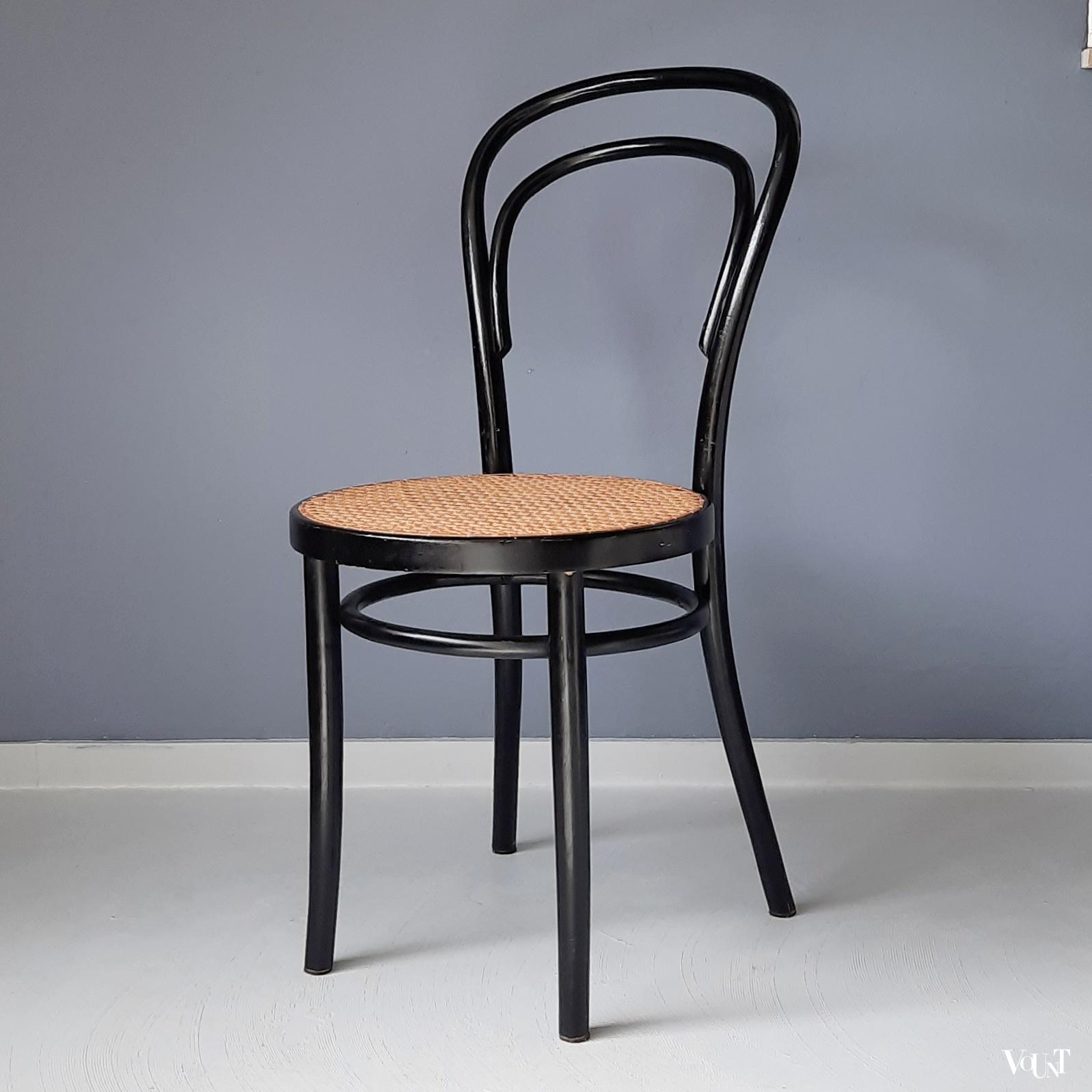 Zwarte bentwood stoel nr. 14, ZPM Radomsko, jaren '70