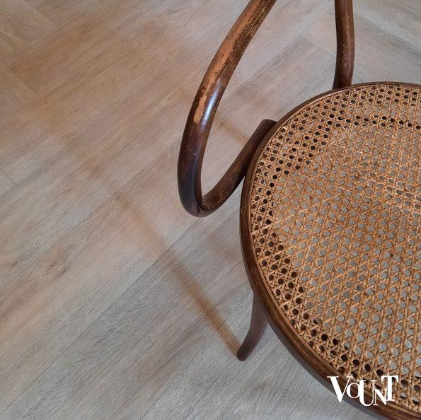 Set van 4 bruine 209 stoelen, Ligna, jaren '60