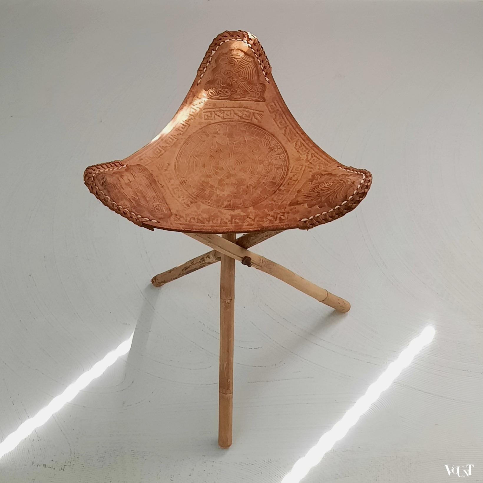 Vintage driepoot vouwkrukje bamboe met leer