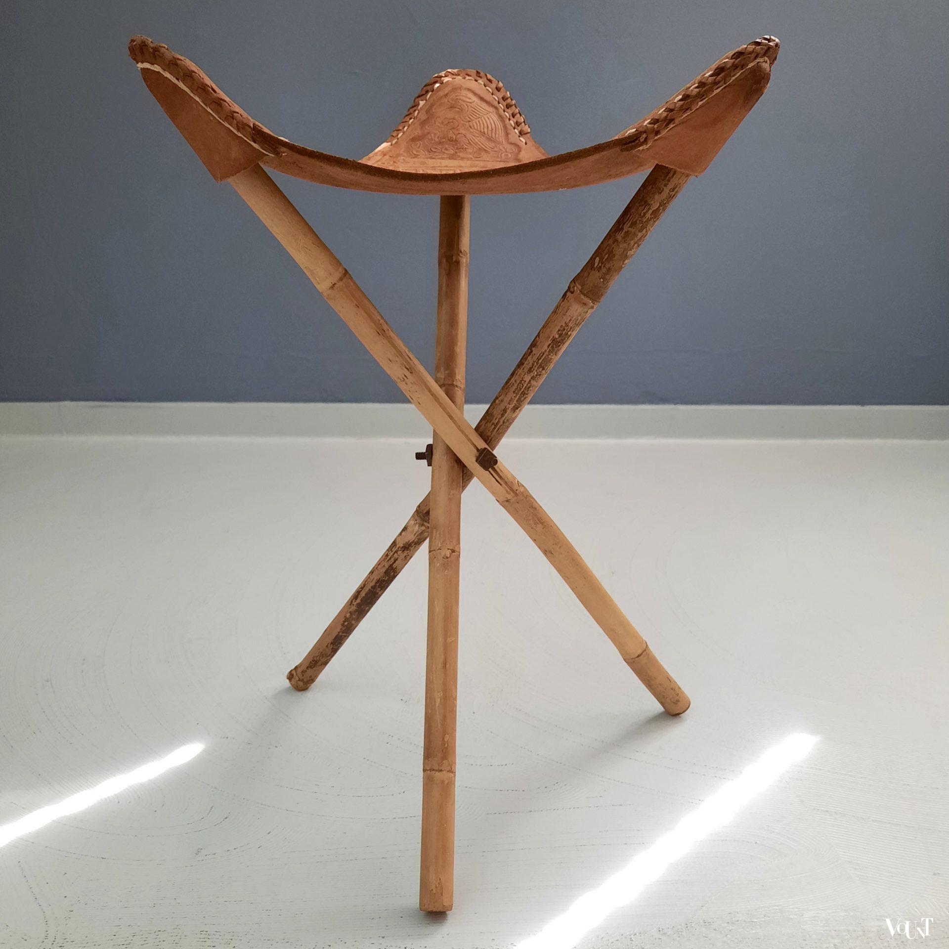 Vintage driepoot vouwkrukje bamboe met leer