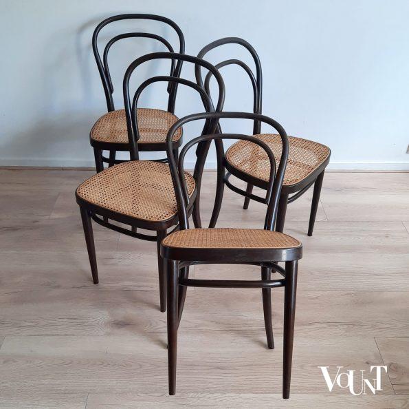 Set van 4 originele donkerbruine Thonet-stoelen nr. 214 R,  jaren '70
