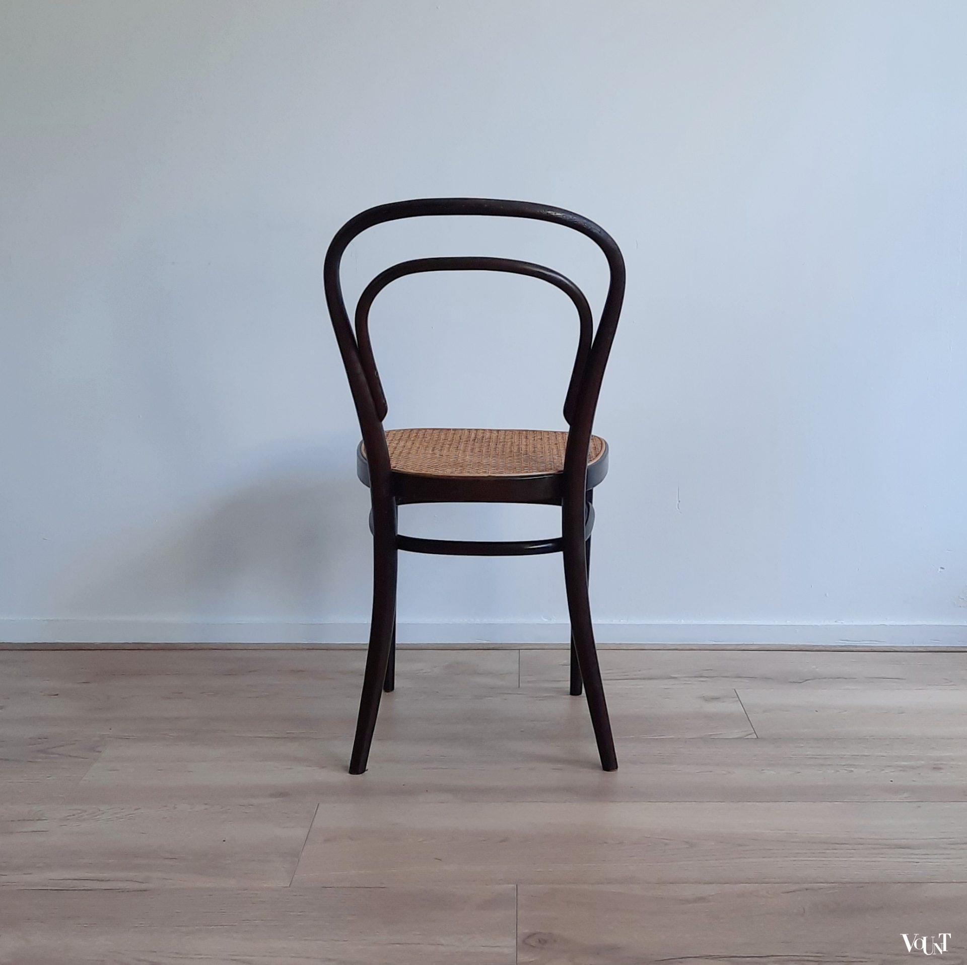 Set van 4 originele donkerbruine Thonet-stoelen nr. 214 R,  jaren '70