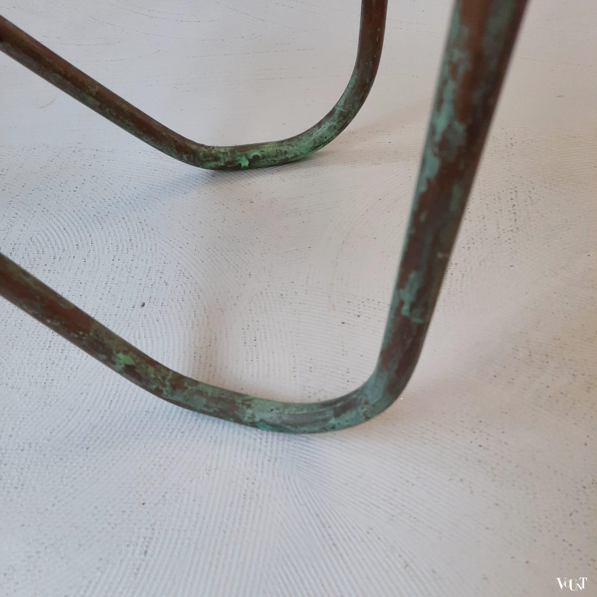 Buisframe bijzettafeltje met natuurstenen blad, jaren '80