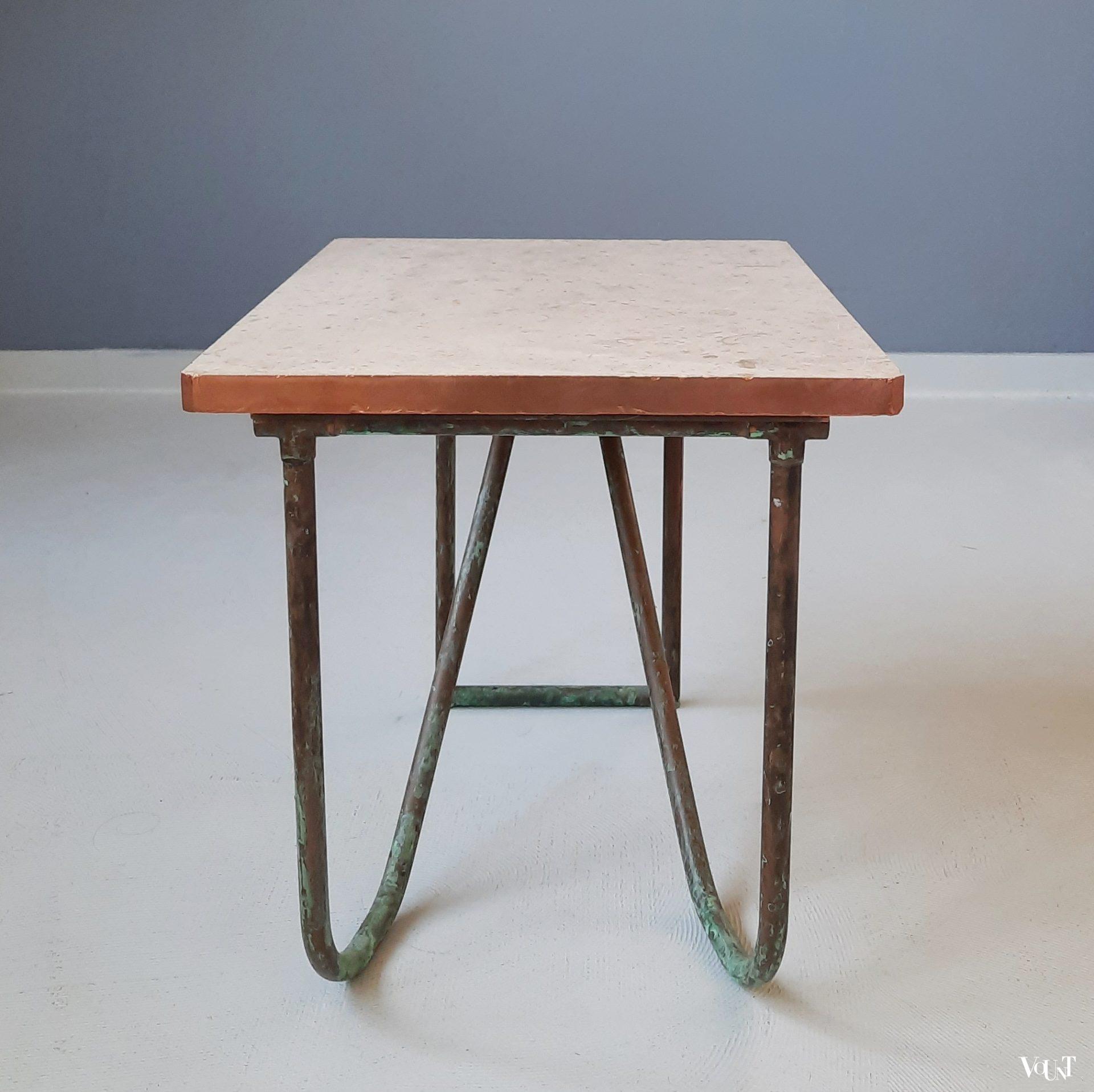 Buisframe bijzettafeltje met natuurstenen blad, jaren '80