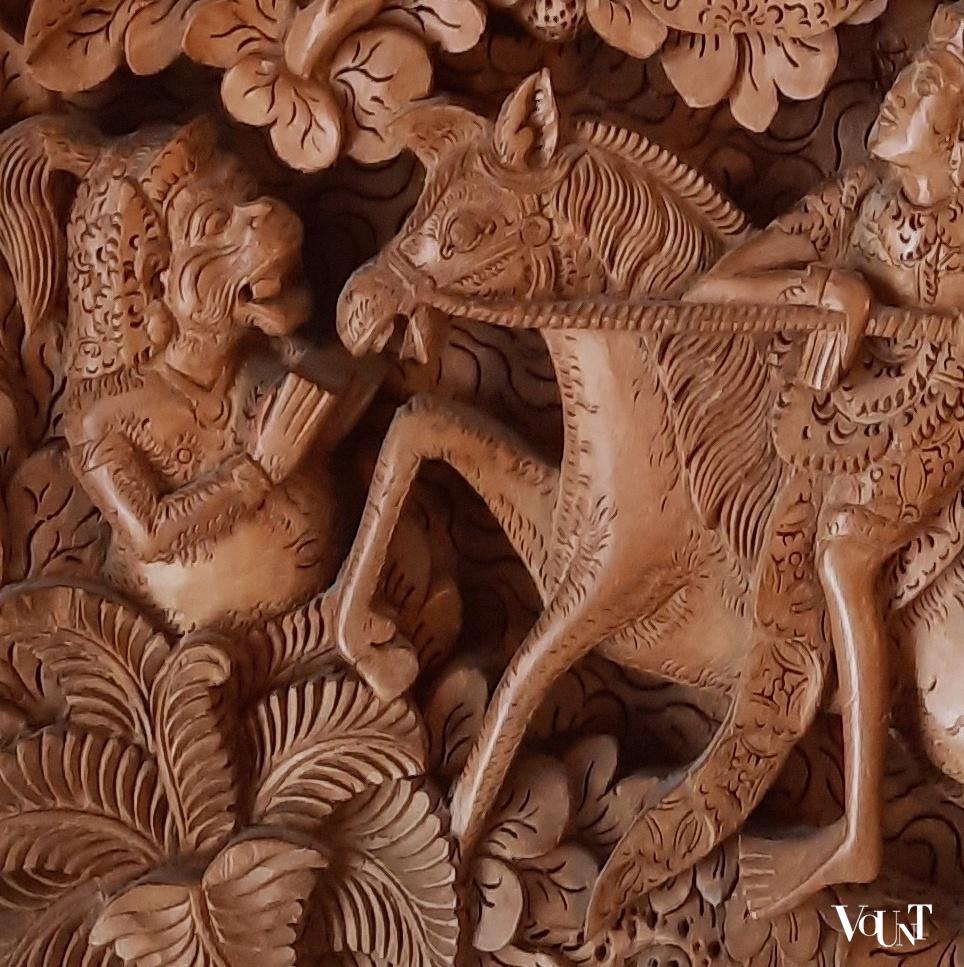 Balinees houtsnijwerk wandpaneel (Rama en Sita), 2e helft 20e eeuw