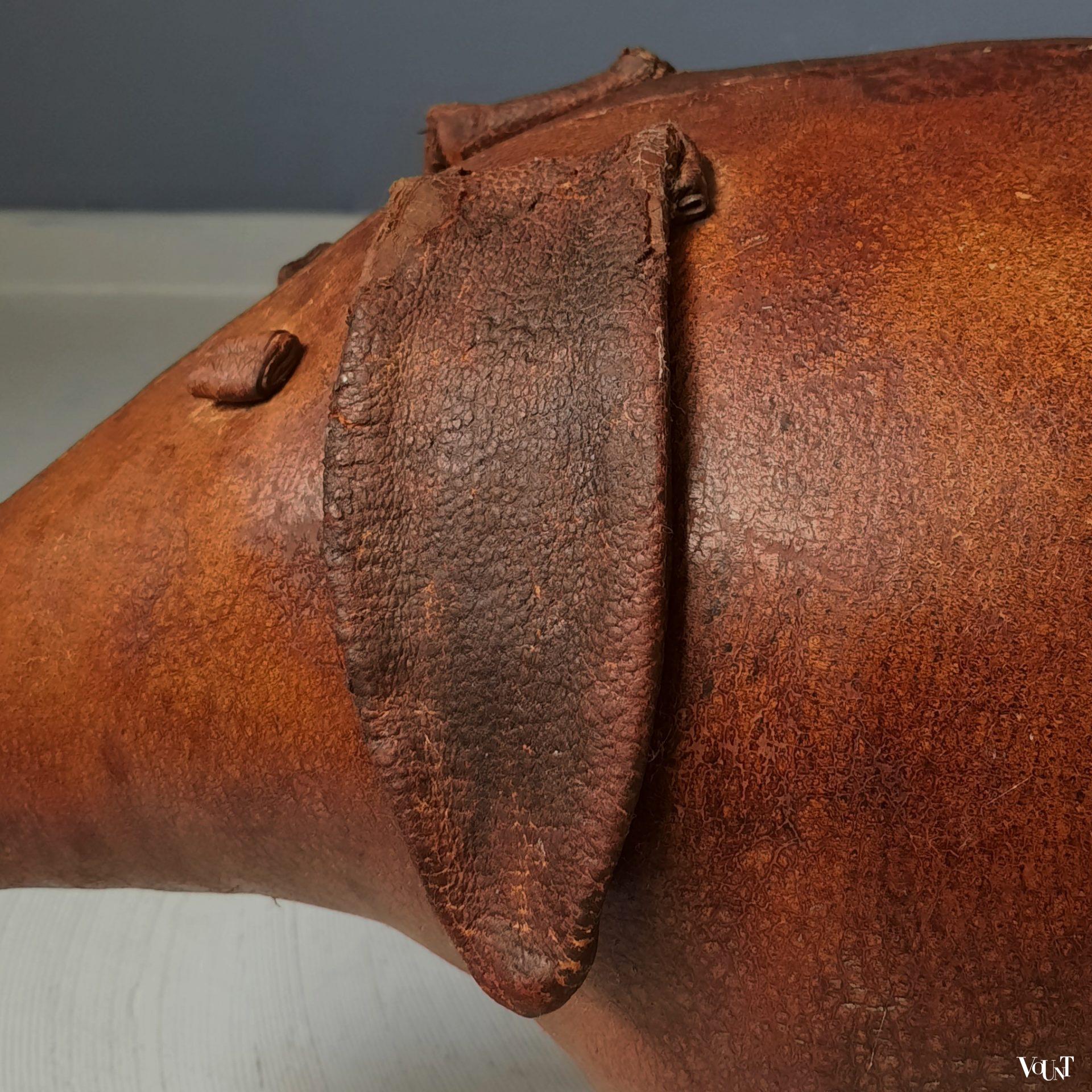 Vintage leren voetenbank varken, Omersa, jaren '60/'70