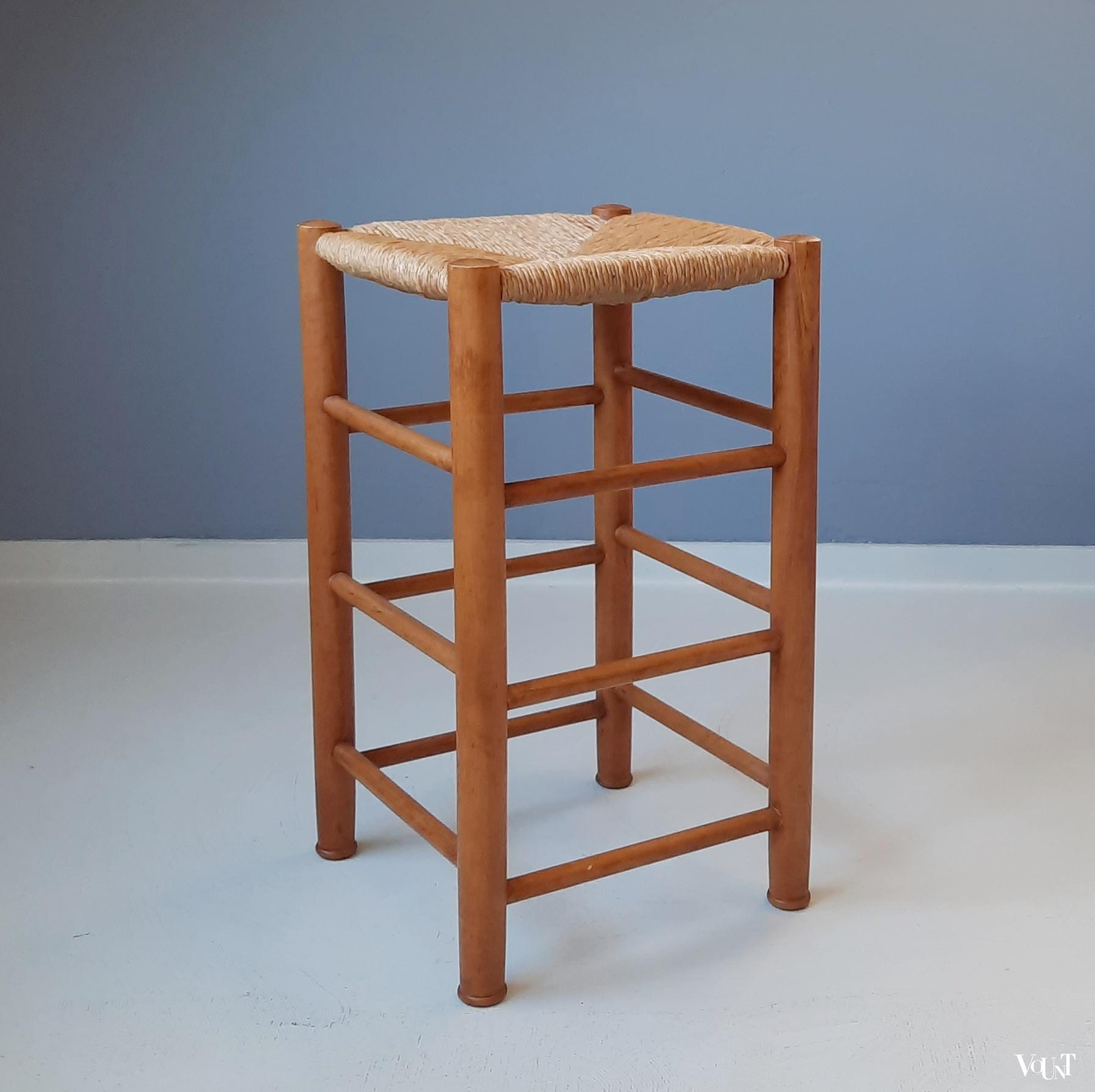 Set van 2 hoge krukken met biezen zitting, jaren '70