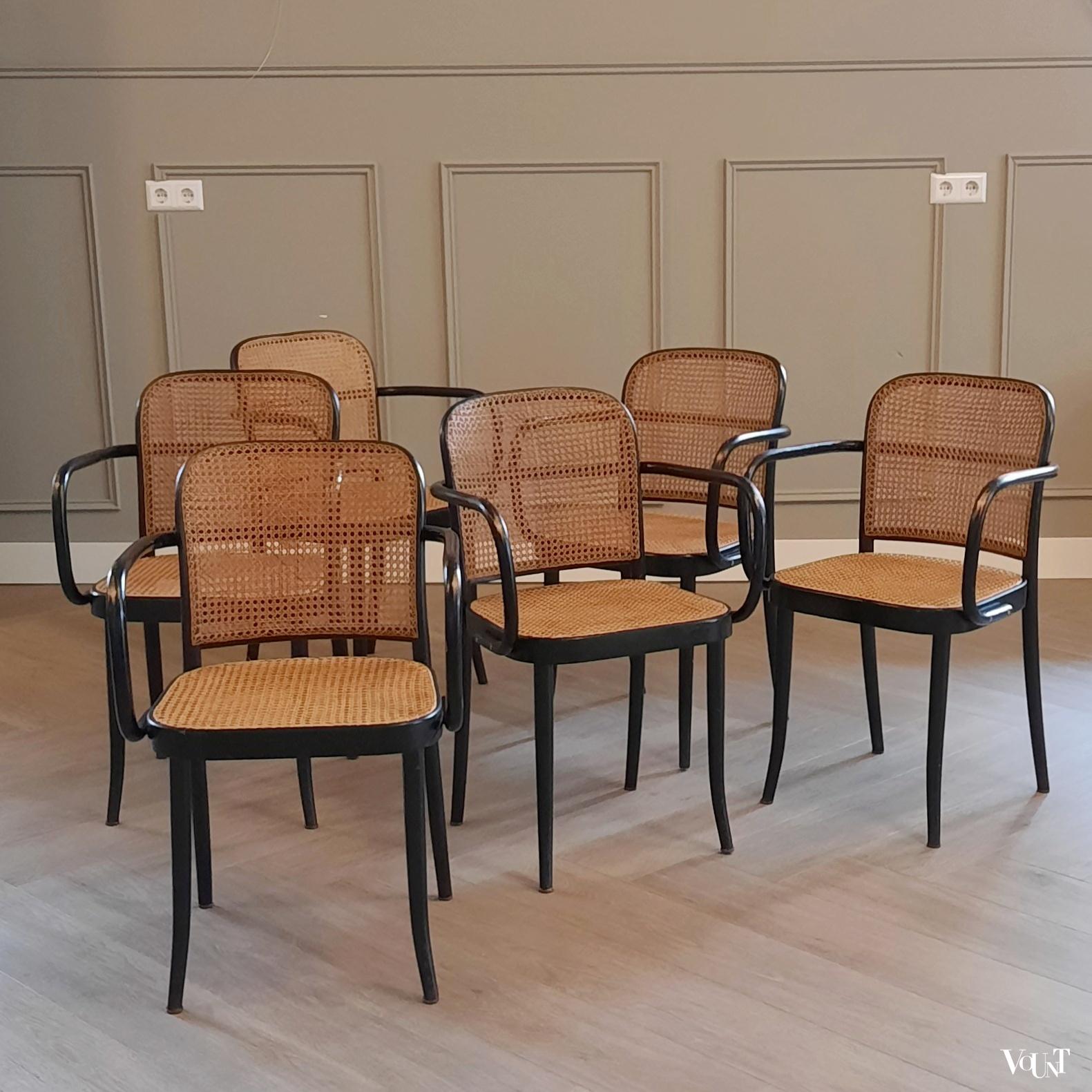 Set van 6 zwarte Praag of 811 stoelen, Ligna, jaren '60/'70