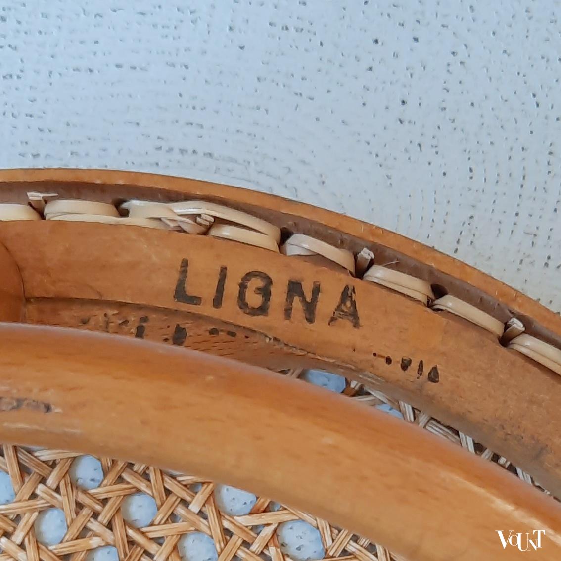 Set van 2 beukenhouten bentwood krukken met rotan zitting, Ligna, jaren '70