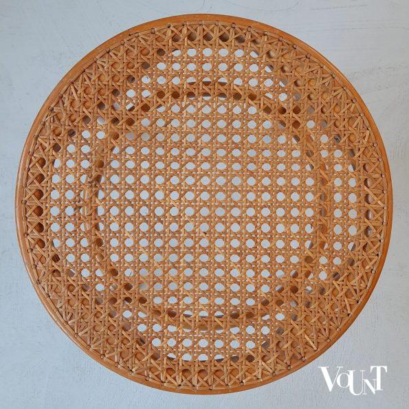 Set van 2 beukenhouten bentwood krukken met rotan zitting, Ligna, jaren '70