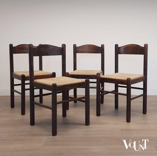 Set van 4 donkerbruine houten stoelen met biezen zitting, jaren '70