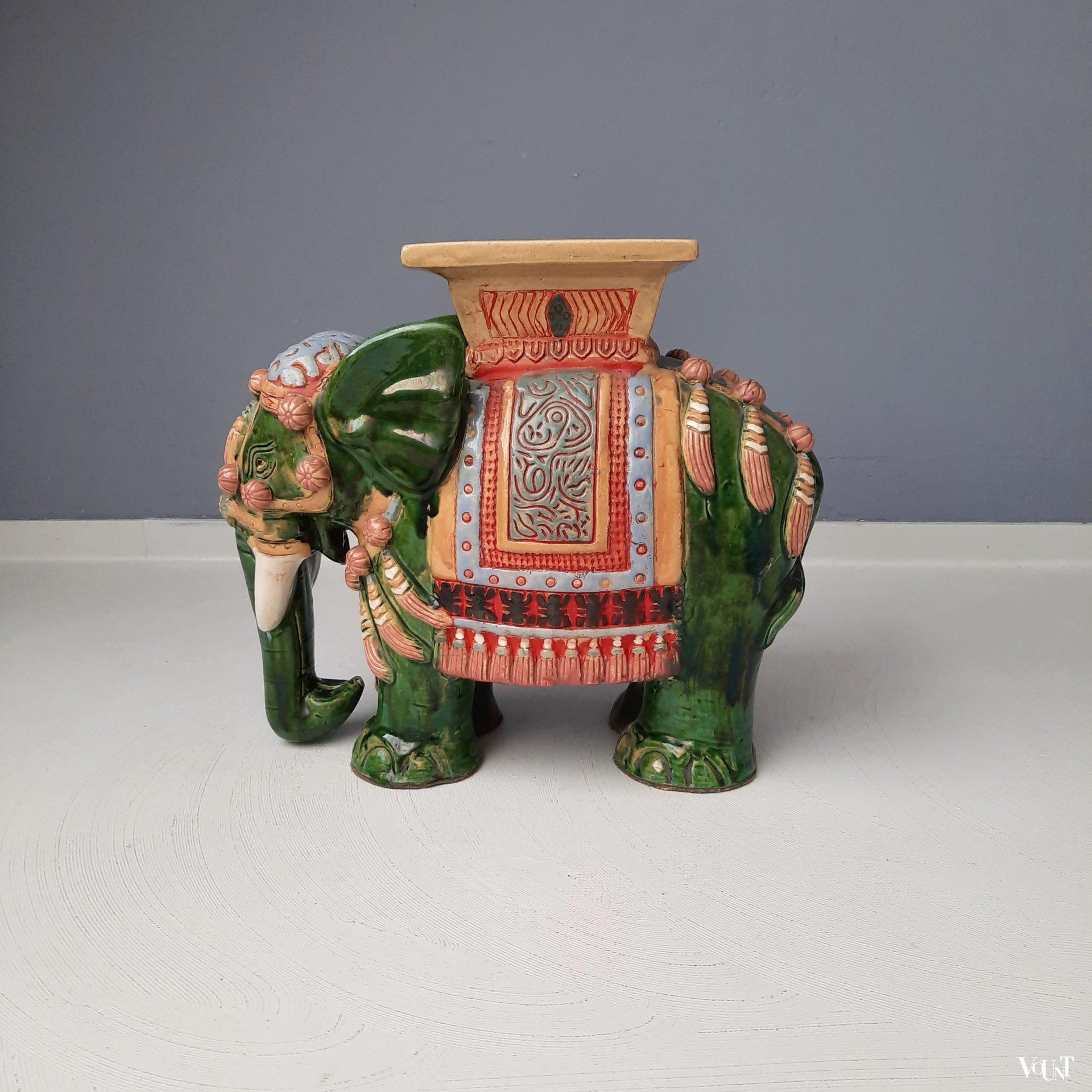 Olifant kruk/plantentafel keramiek, jaren '70