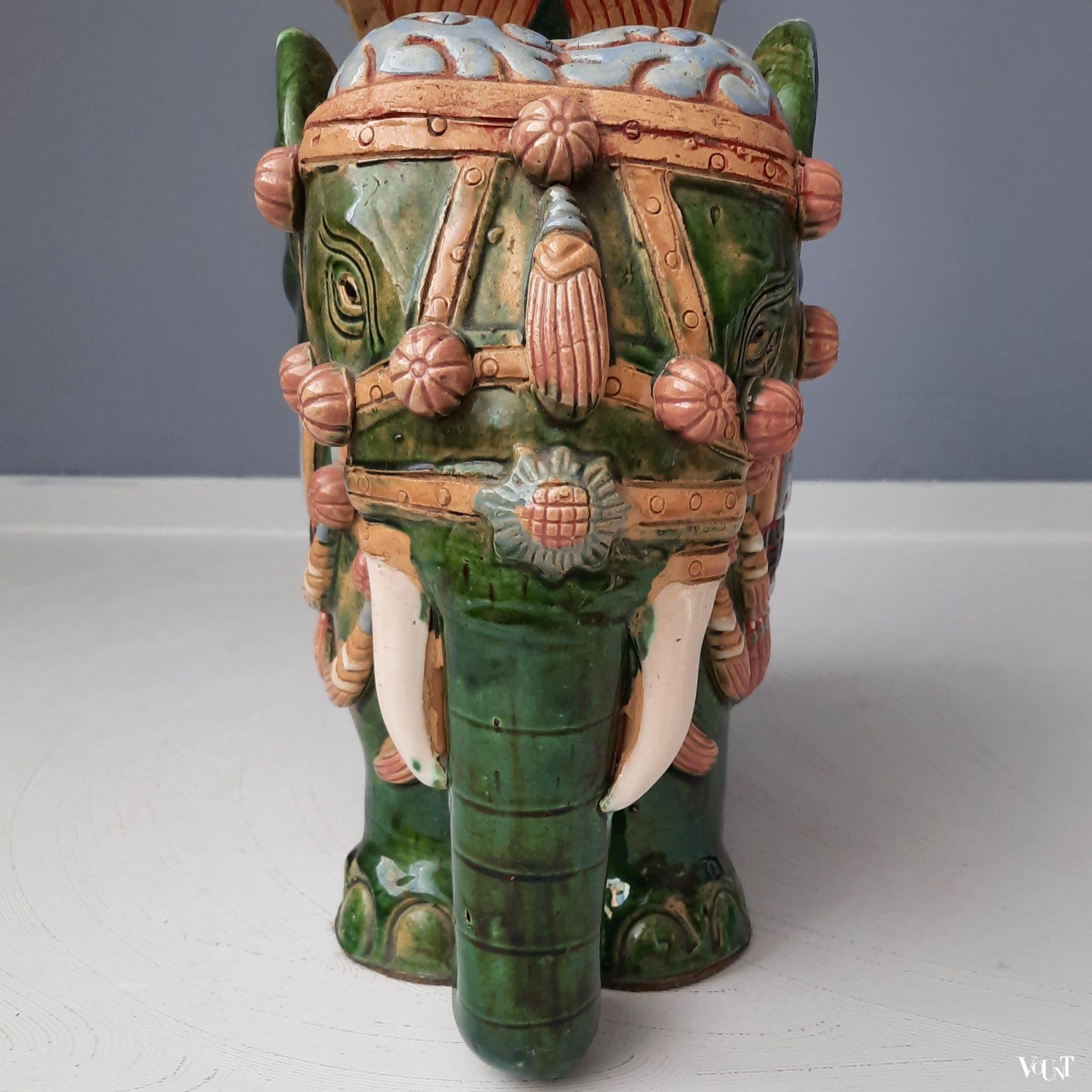 Olifant kruk/plantentafel keramiek, jaren '70