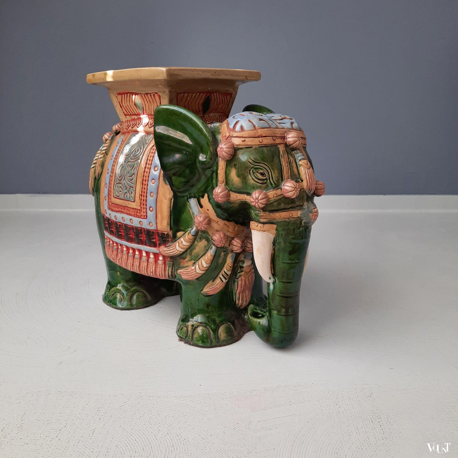 Olifant kruk/plantentafel keramiek, jaren '70