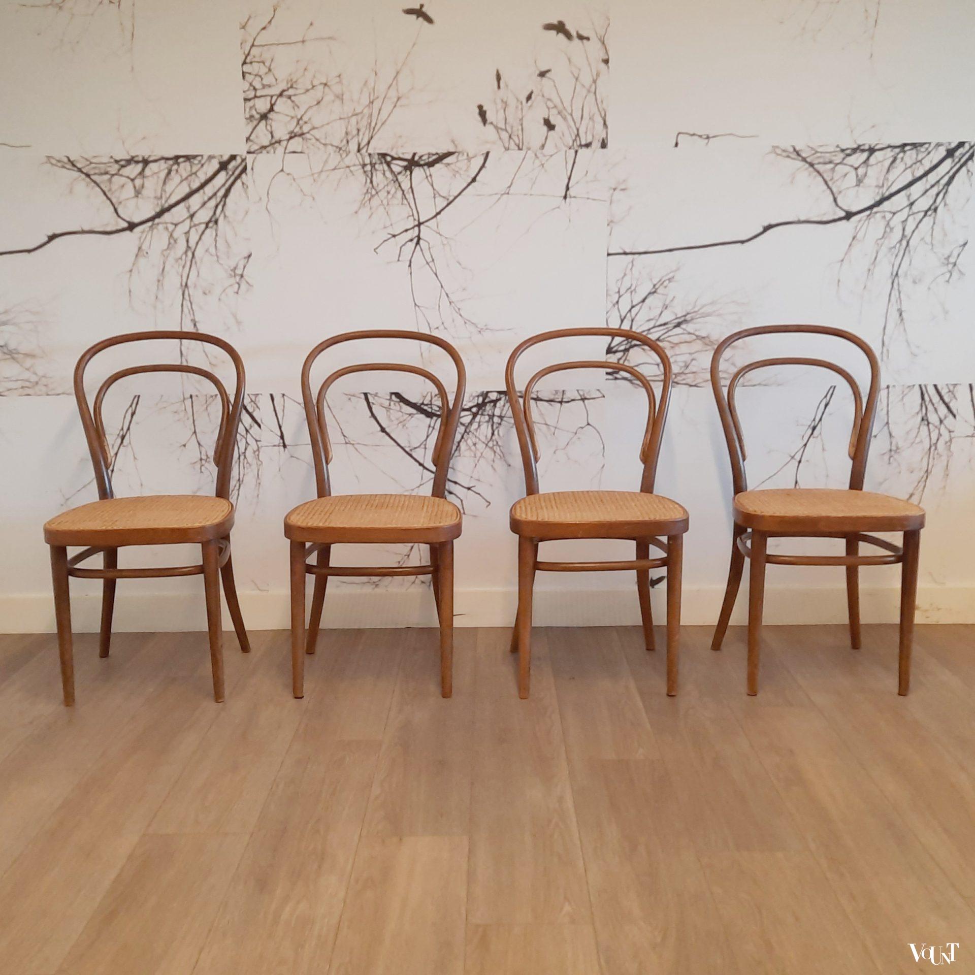 Set van 4 originele bruine Thonet-stoelen nr. 214 R,  jaren '70