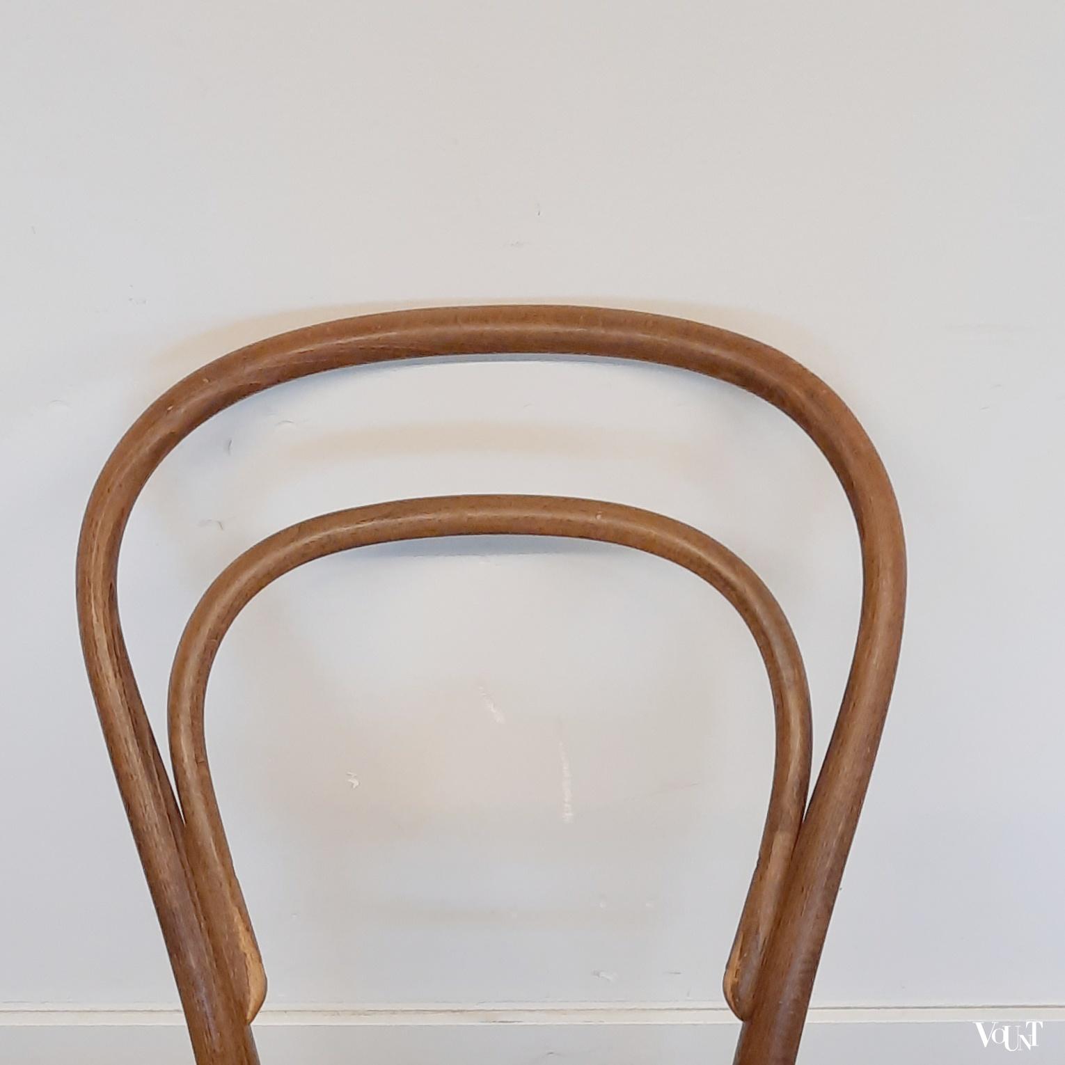 Set van 4 originele bruine Thonet-stoelen nr. 214 R,  jaren '70