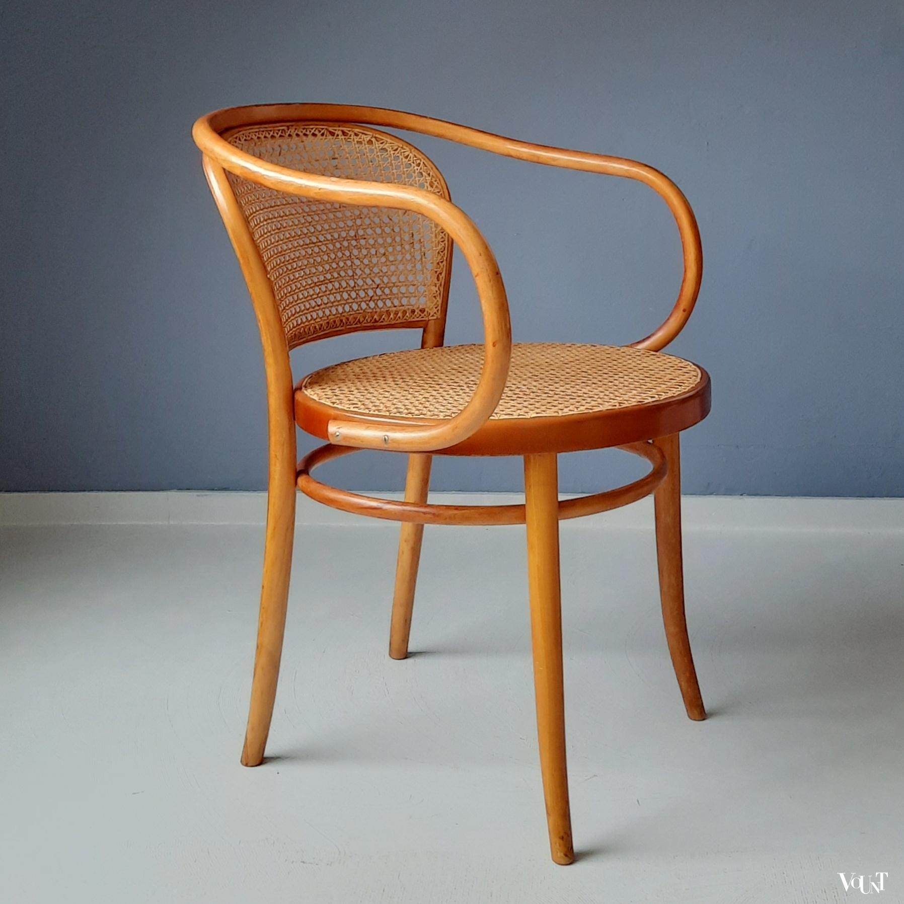 Stoel nr. 210, Ligna Drevounia, jaren '70