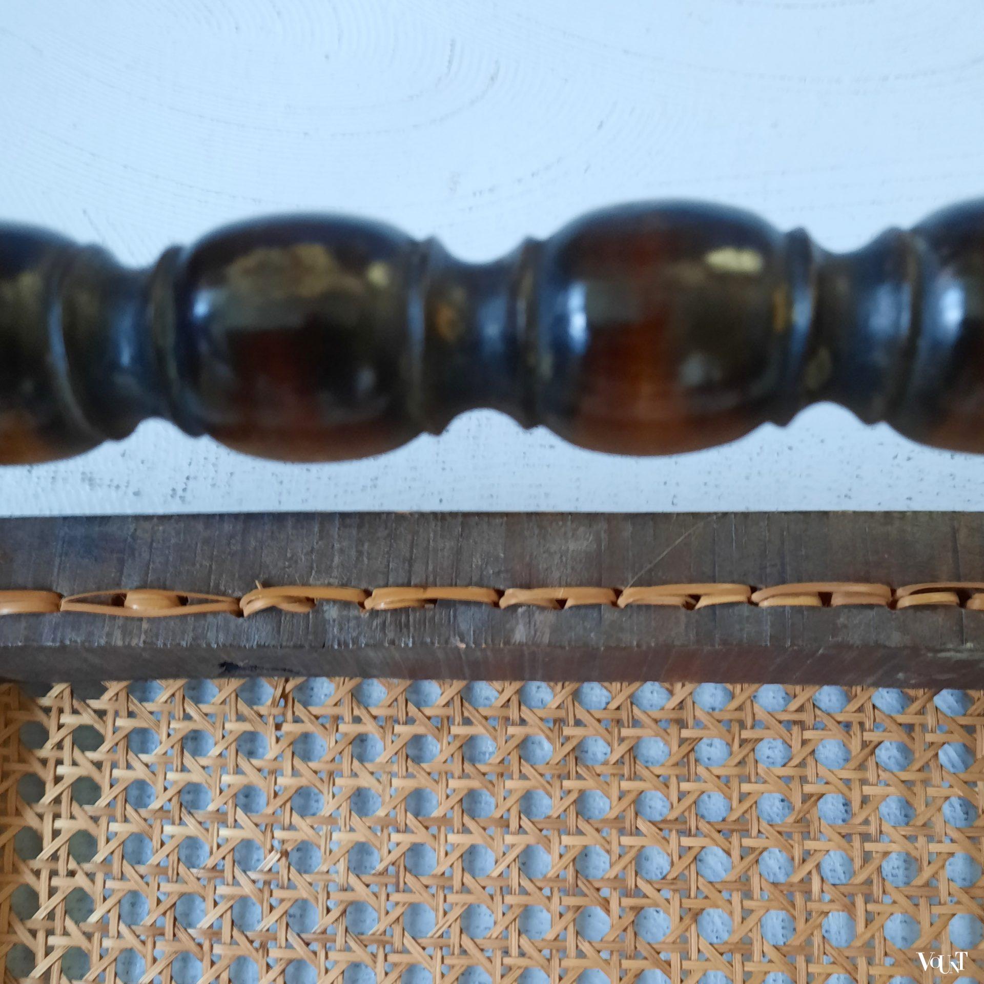 Kruk / voetenbankje met rotan webbing, 1e kwart 20e eeuw