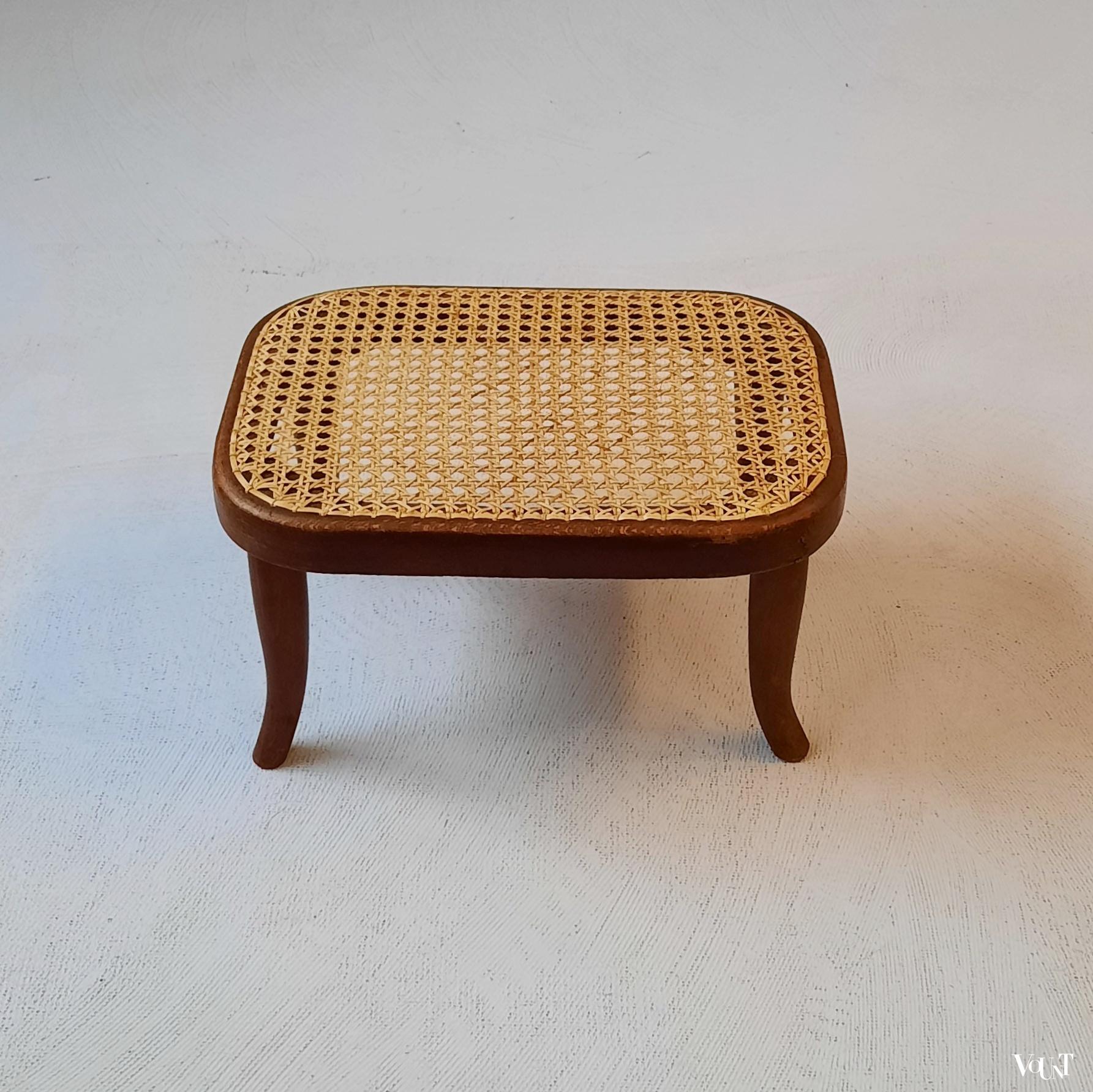 Voetenbankje nr. 4, Thonet, rond 1900