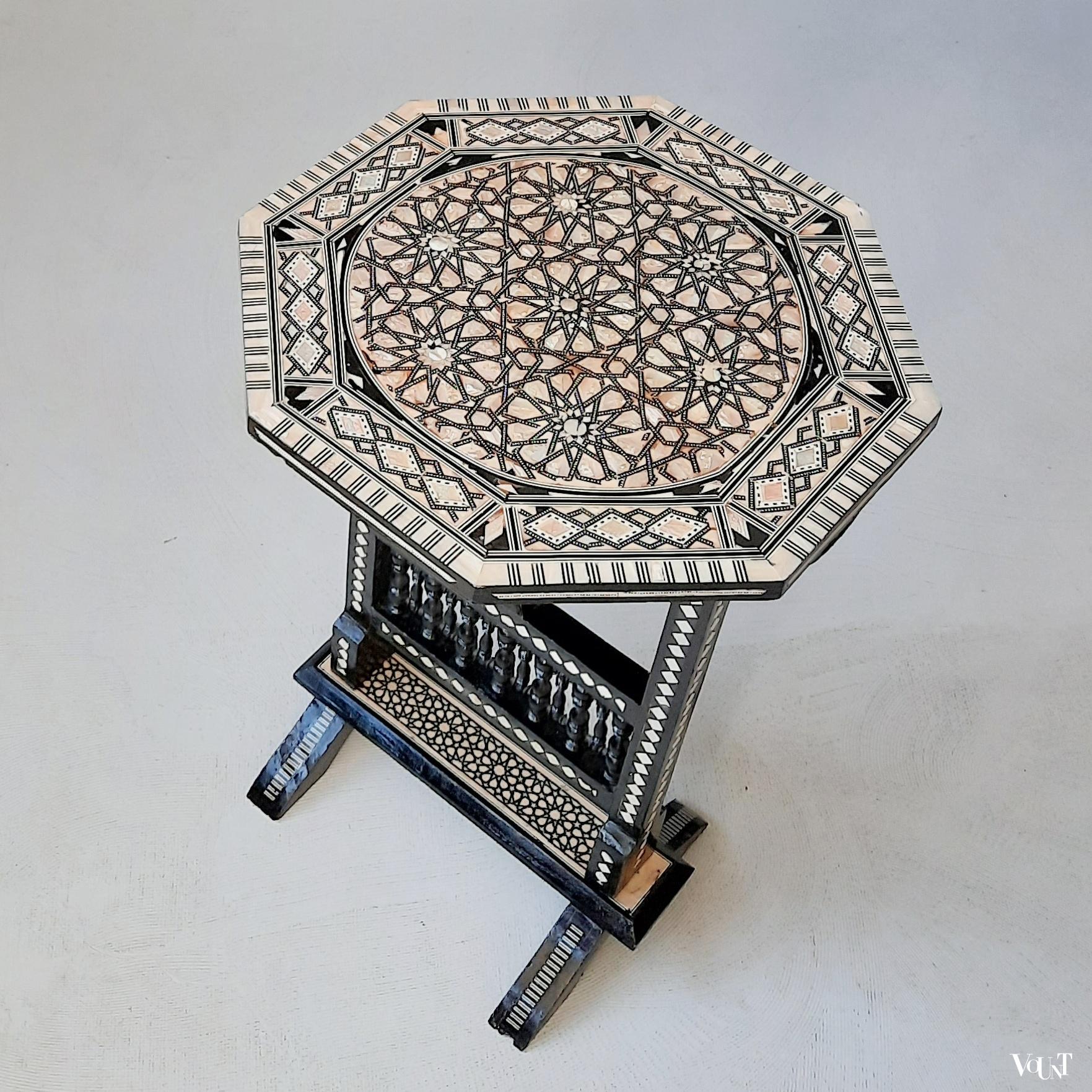 Egyptische klaptafel / bijzettafel met parelmoer