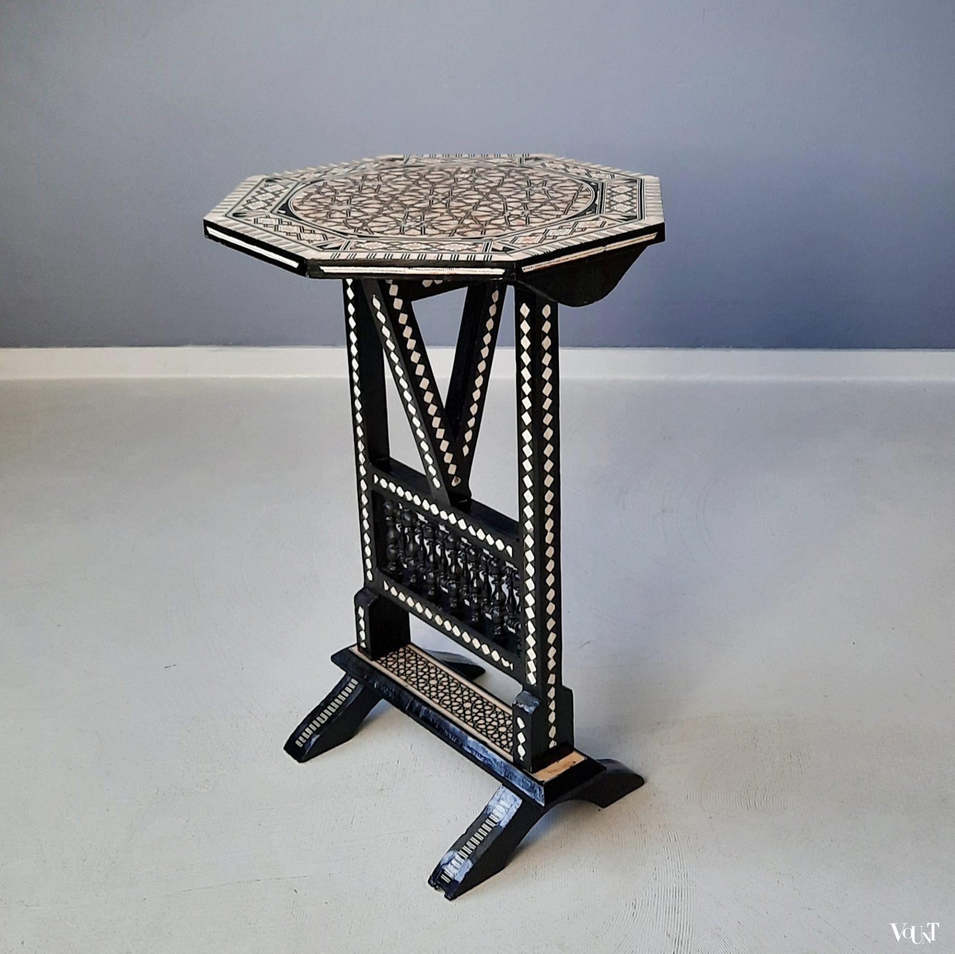 Egyptische klaptafel / bijzettafel met parelmoer