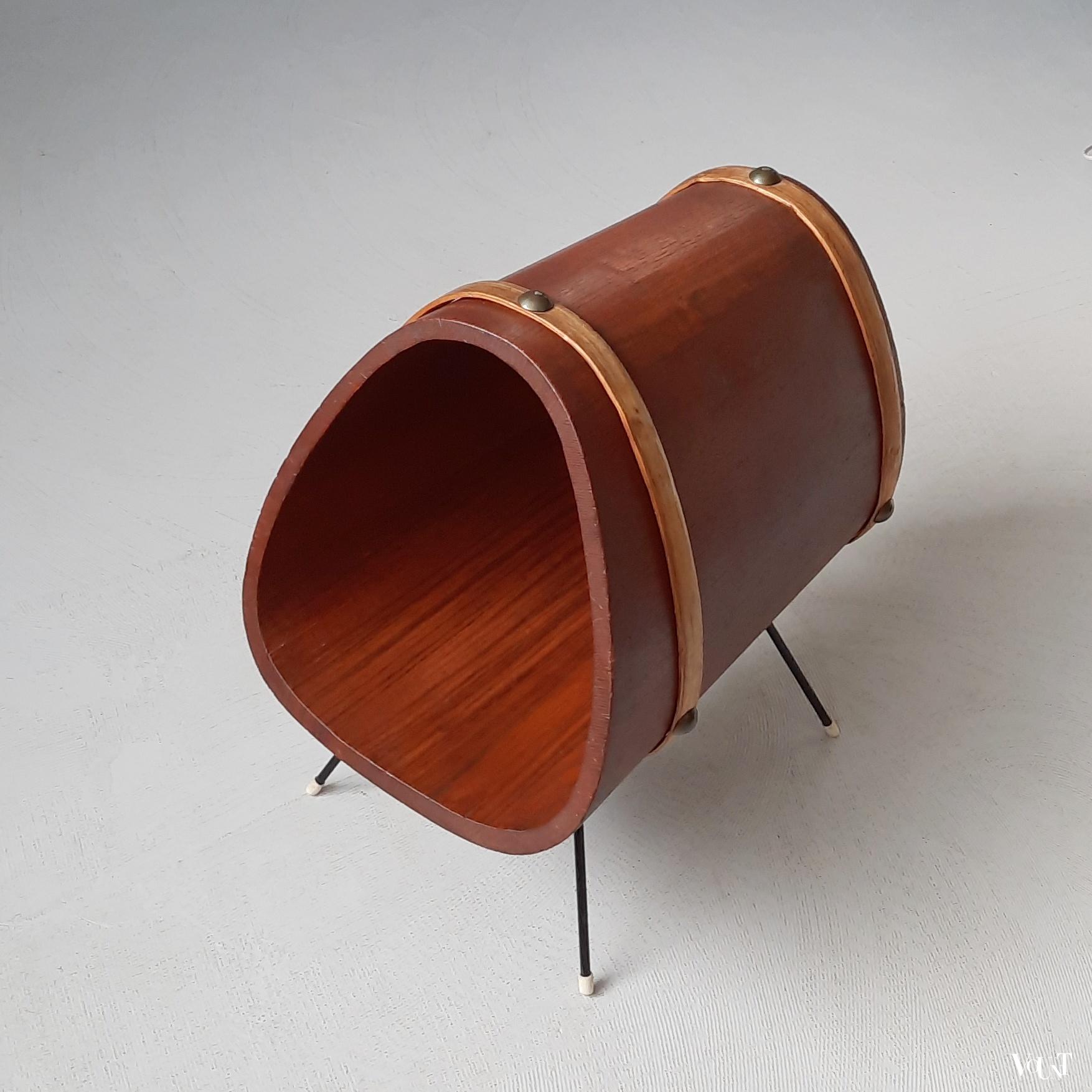 Teakhouten tijdschriftenhouder, Carl Auböck, Oostenrijk, jaren '50