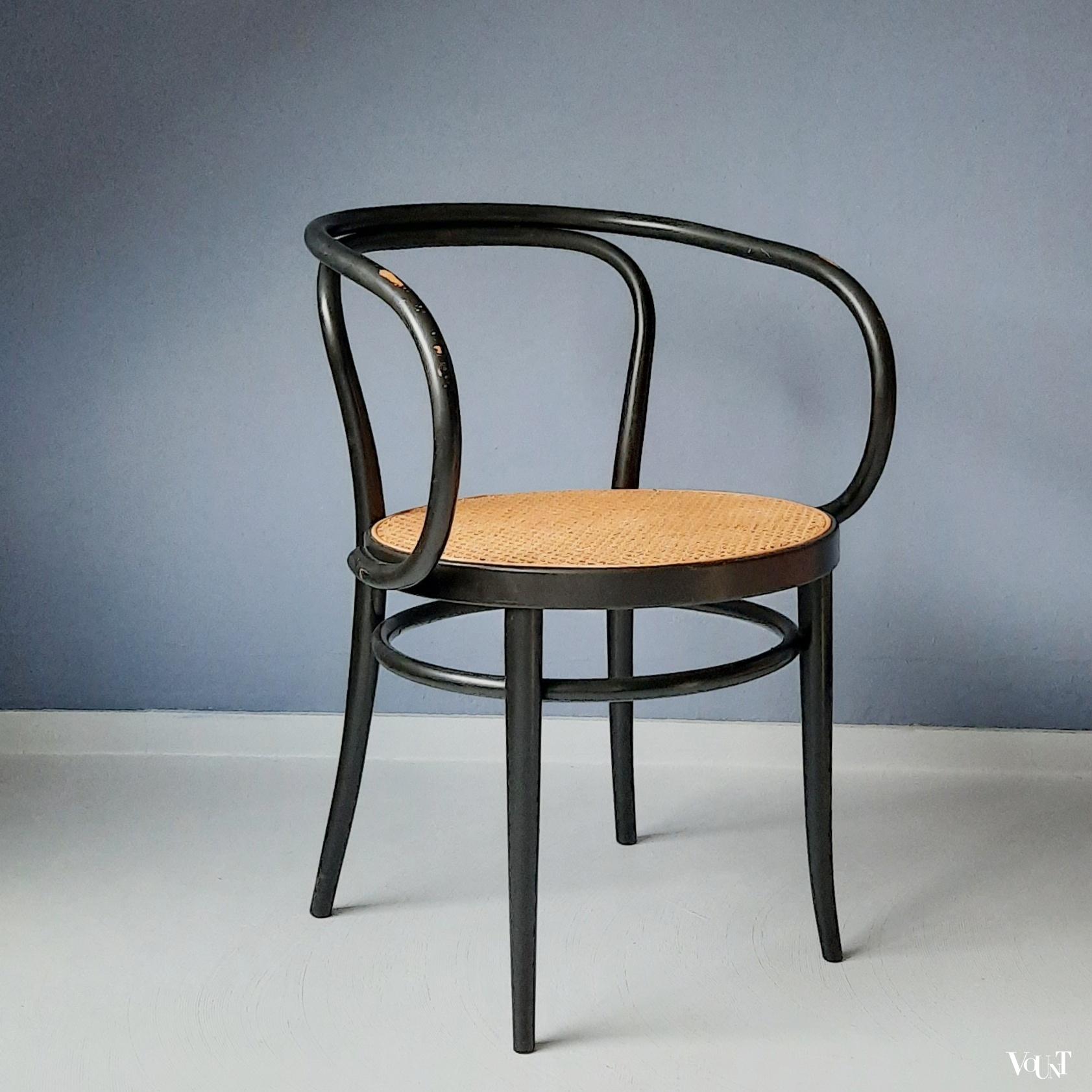 Zwarte nr. 209 stoel, Thonet, jaren '70