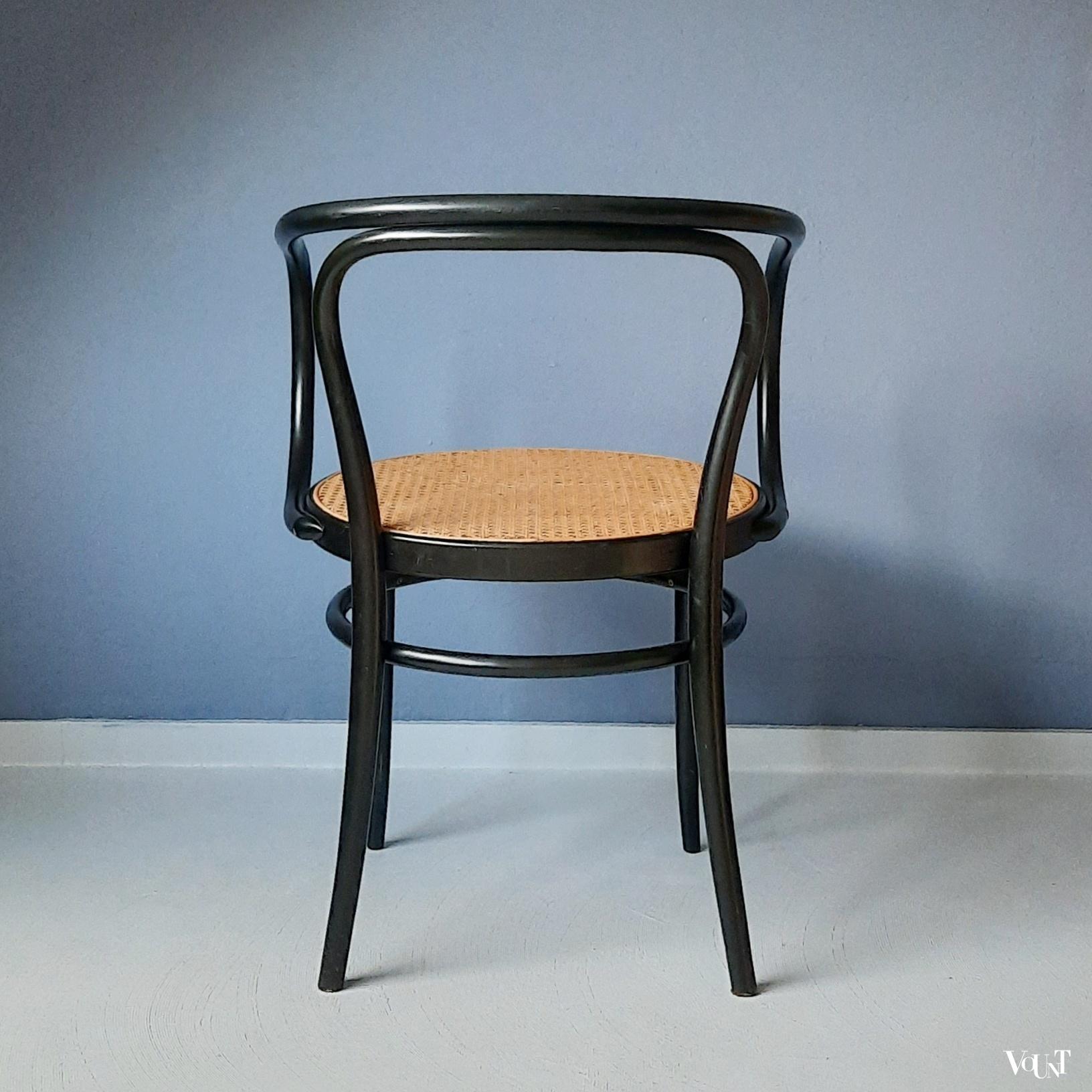 Zwarte nr. 209 stoel, Thonet, jaren '70