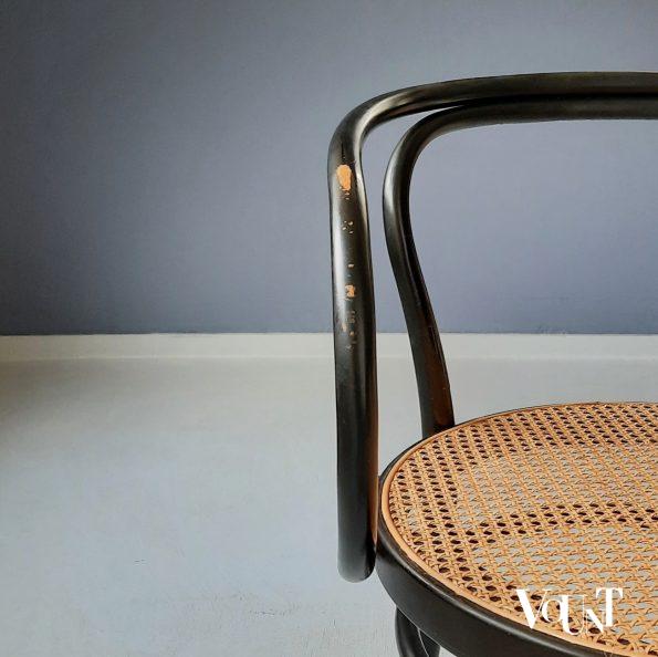Zwarte nr. 209 stoel, Thonet, jaren '70