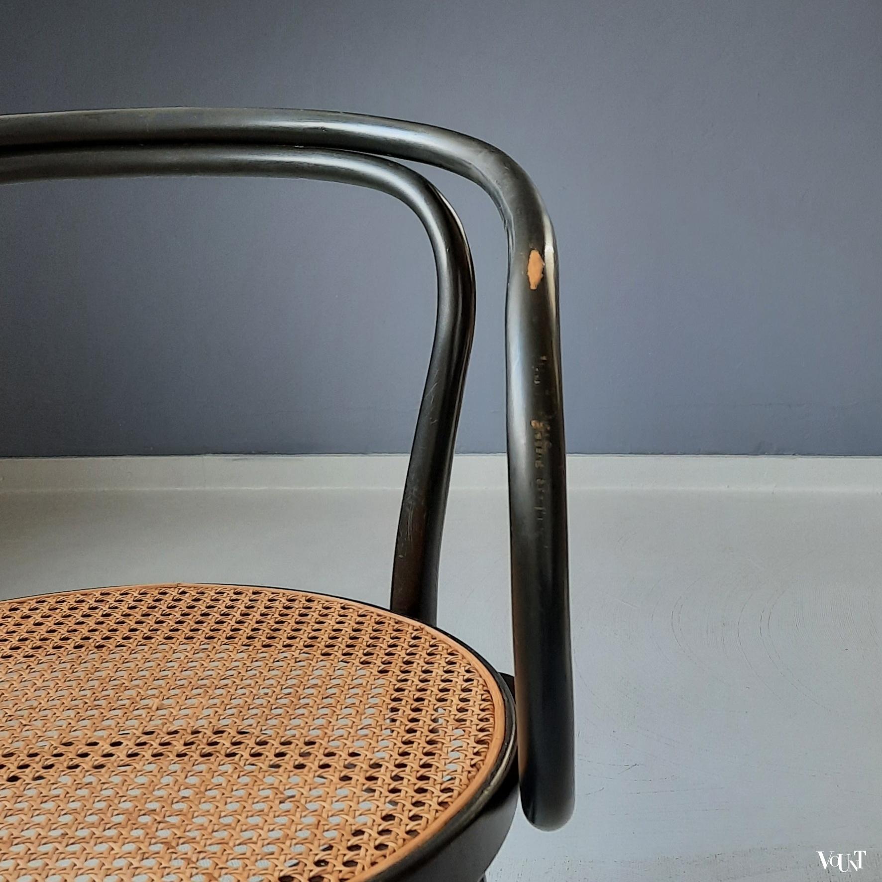 Zwarte nr. 209 stoel, Thonet, jaren '70