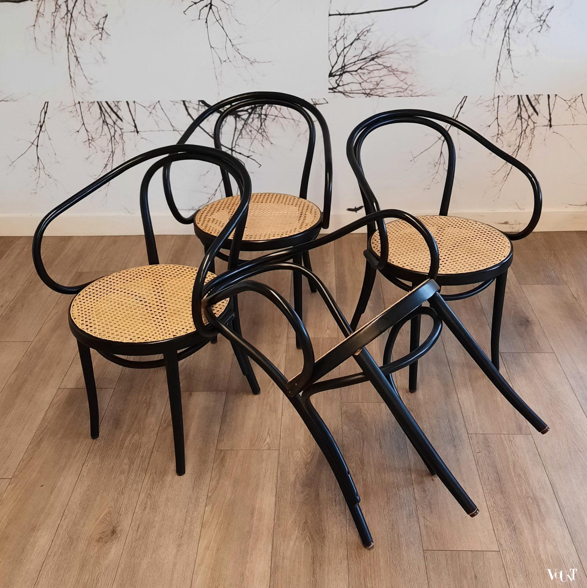 Set van 4 zwarte 209 stoelen, ZPM Radomsko, jaren '70/'80