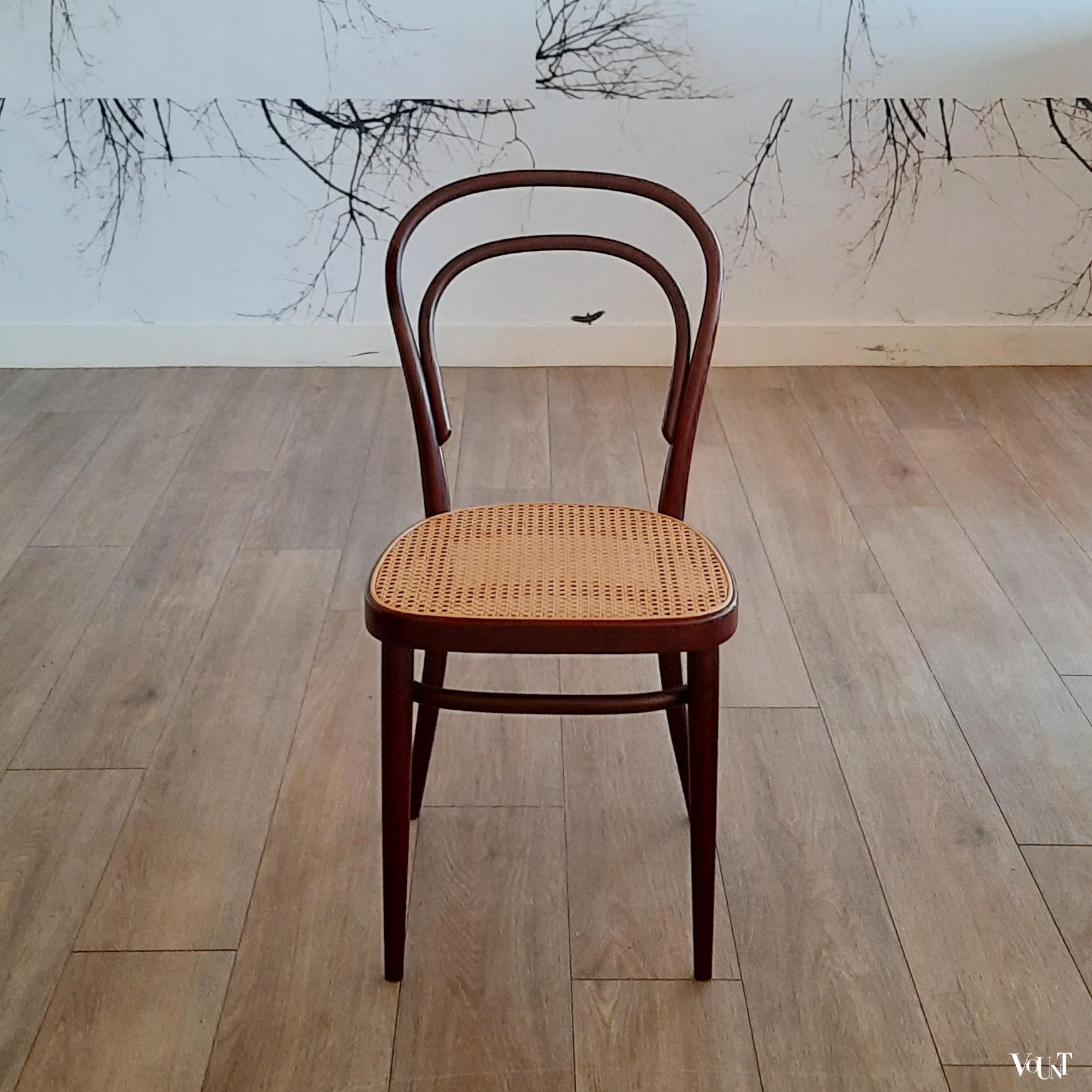 Set van 4 originele bruine Thonet-stoelen nr. 214 R,  jaren '70