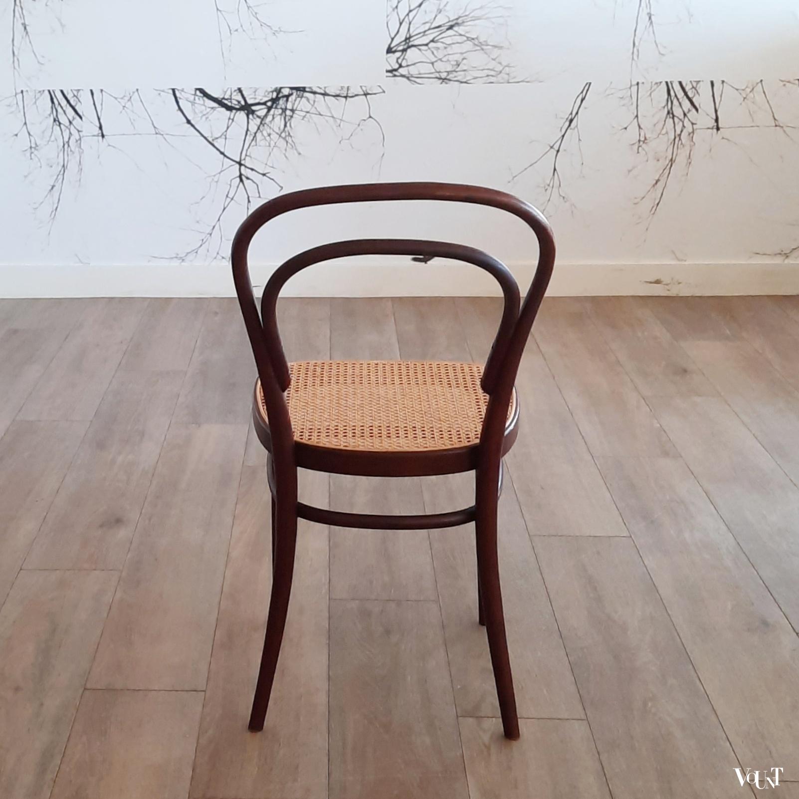Set van 4 originele bruine Thonet-stoelen nr. 214 R,  jaren '70