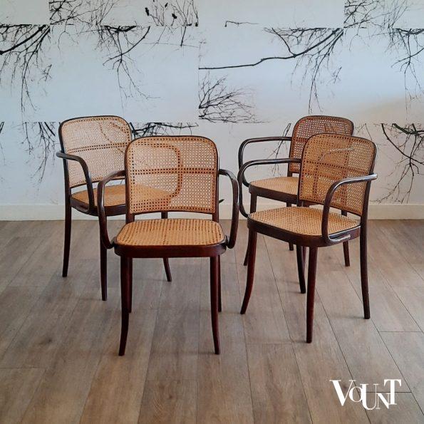 Set van 4 bruine Praag of 811 stoelen, Ligna, jaren '70