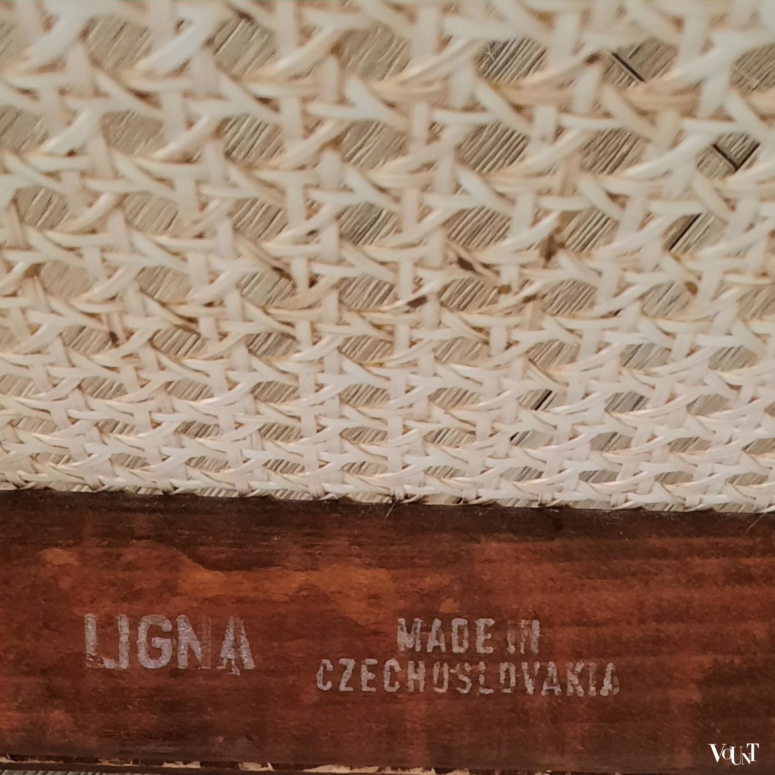 Set van 4 bruine Praag of 811 stoelen, Ligna, jaren '70