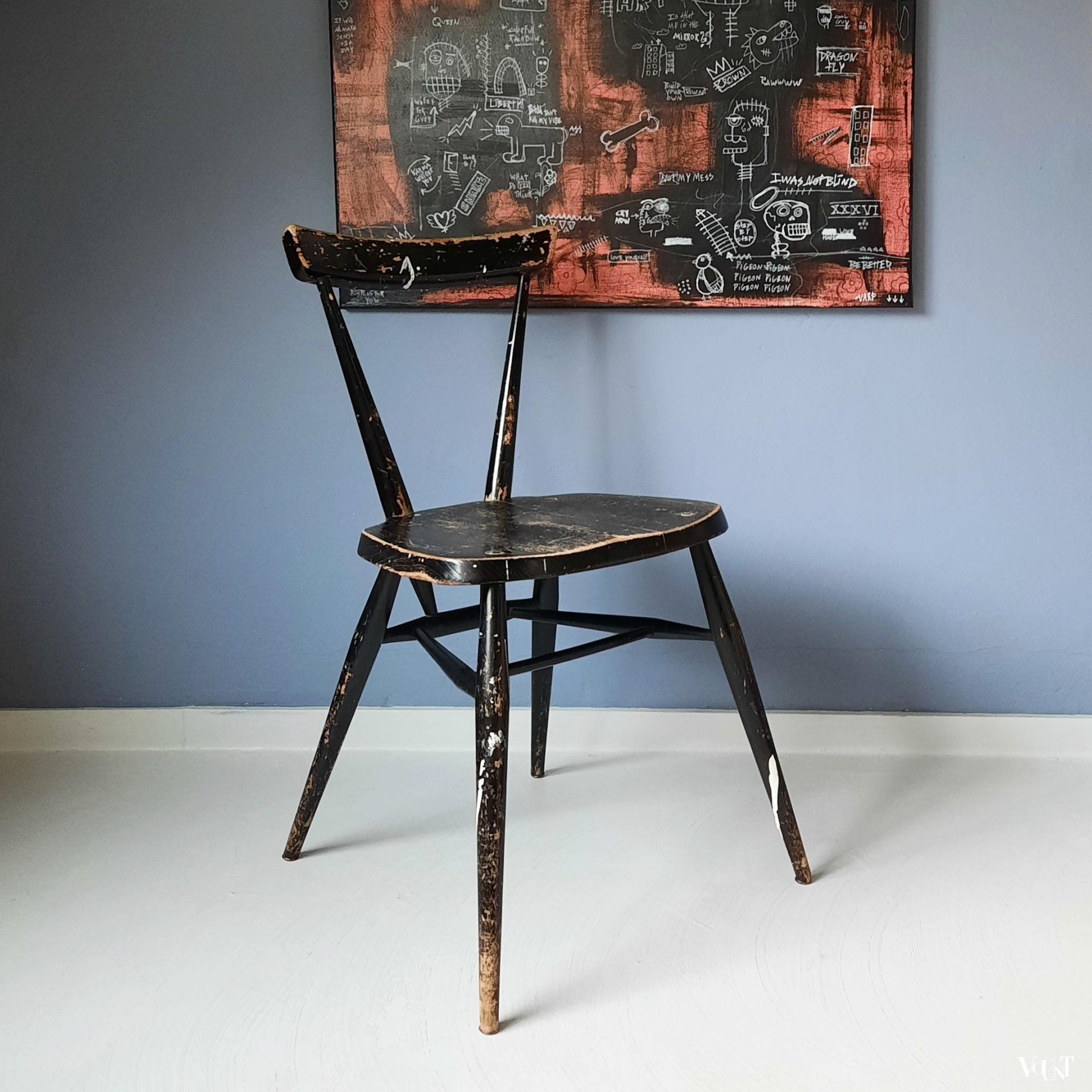 Zwarte Stacking Chair, Ercol, jaren '60