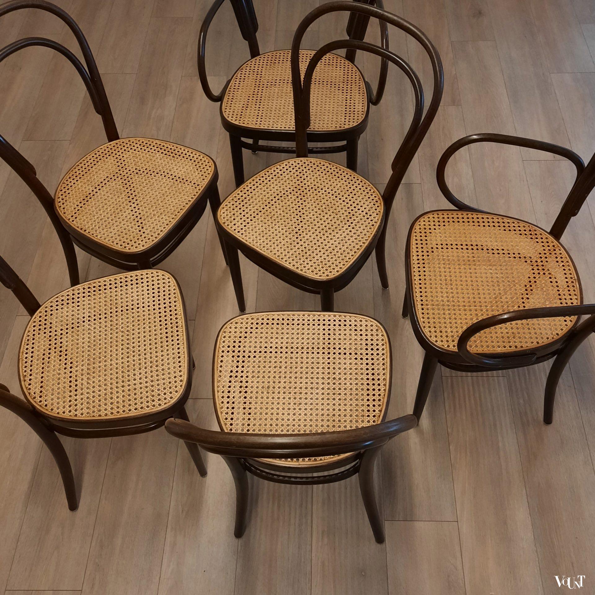 Set van 6 originele donkerbruine Thonet-stoelen nr. 214,  jaren '80