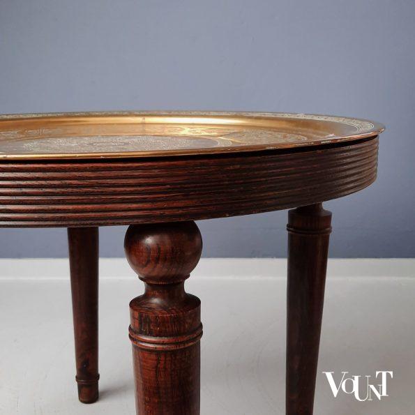 Tunesische tafel met handgegraveerd messing blad, ca. jaren '70