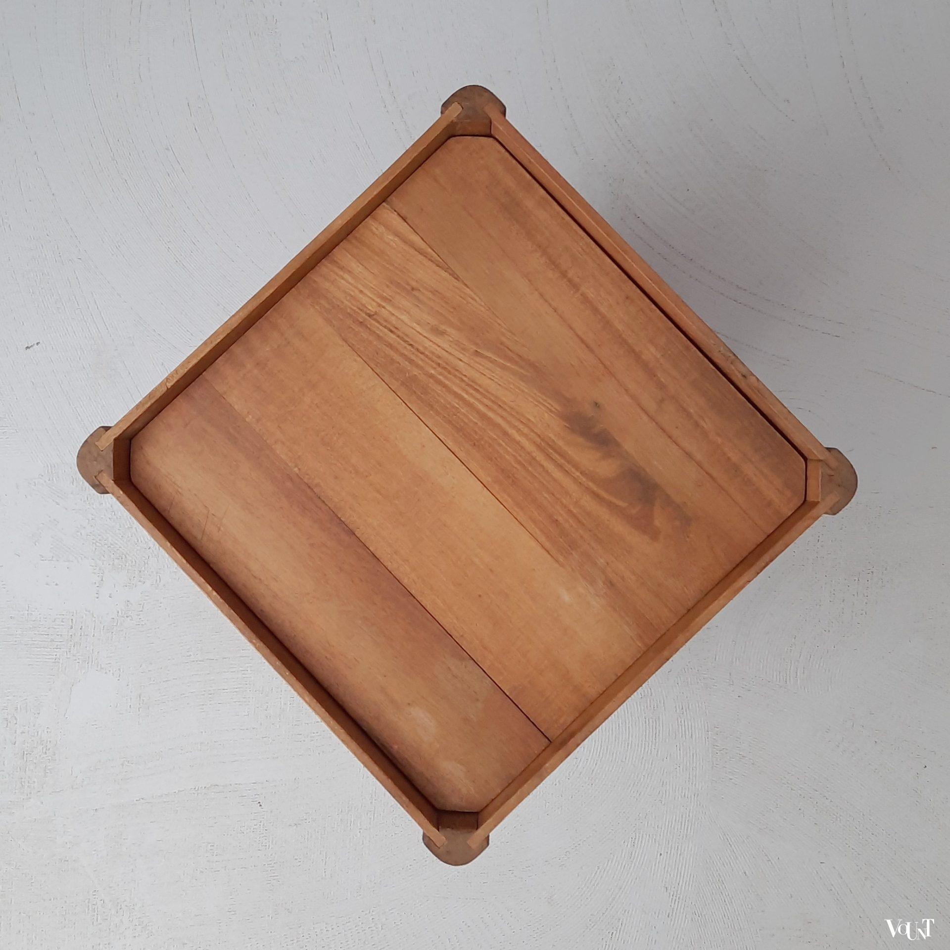 Vintage houten bak met deksel, ca. jaren '70