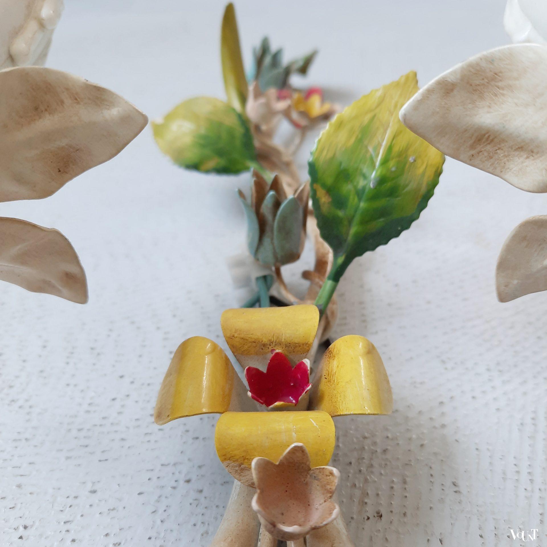Frans metalen wandlampje bloemen, jaren '60
