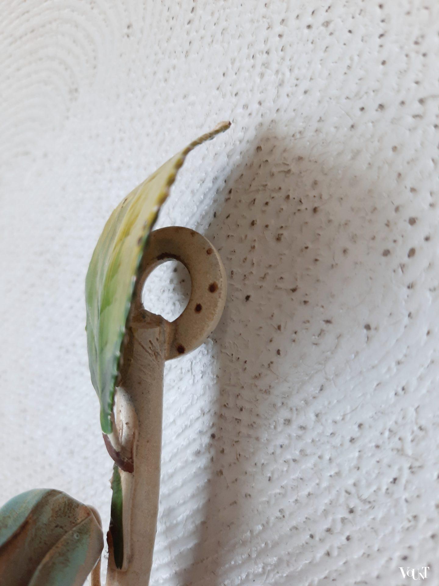 Frans metalen wandlampje bloemen, jaren '60