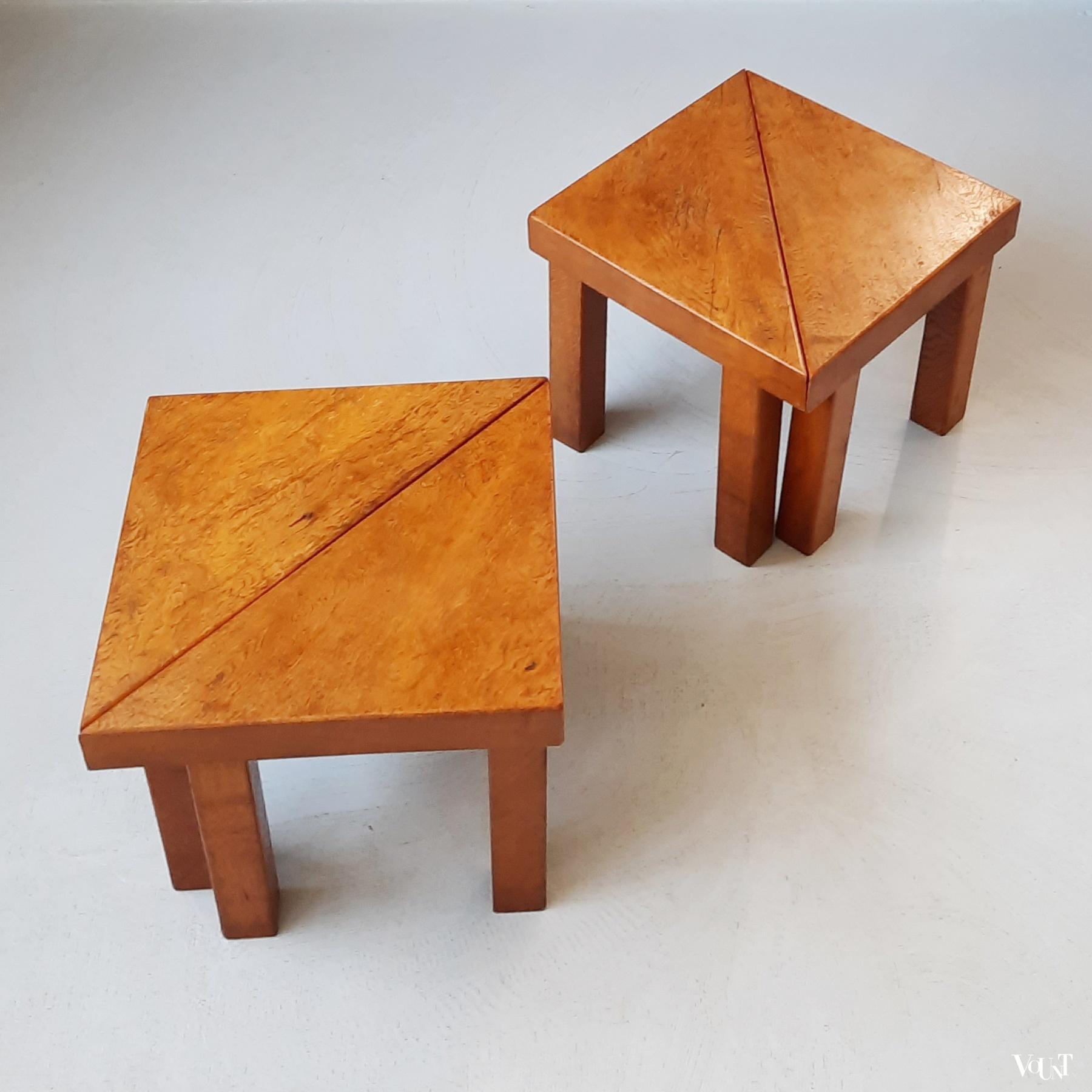 Set van 4 driehoekige brutalist bijzettafeltjes, jaren '70