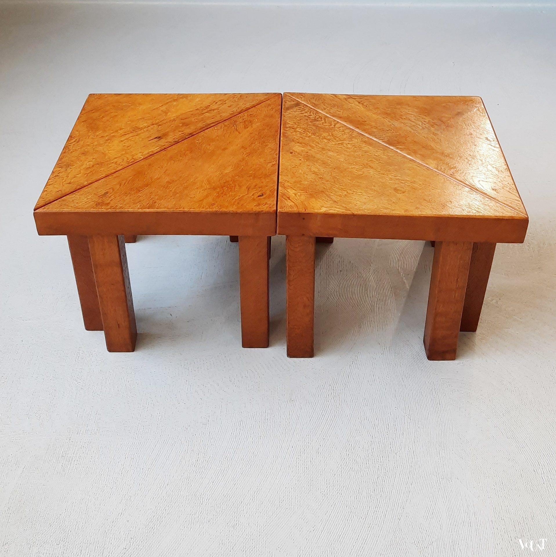 Set van 4 driehoekige brutalist bijzettafeltjes, jaren '70