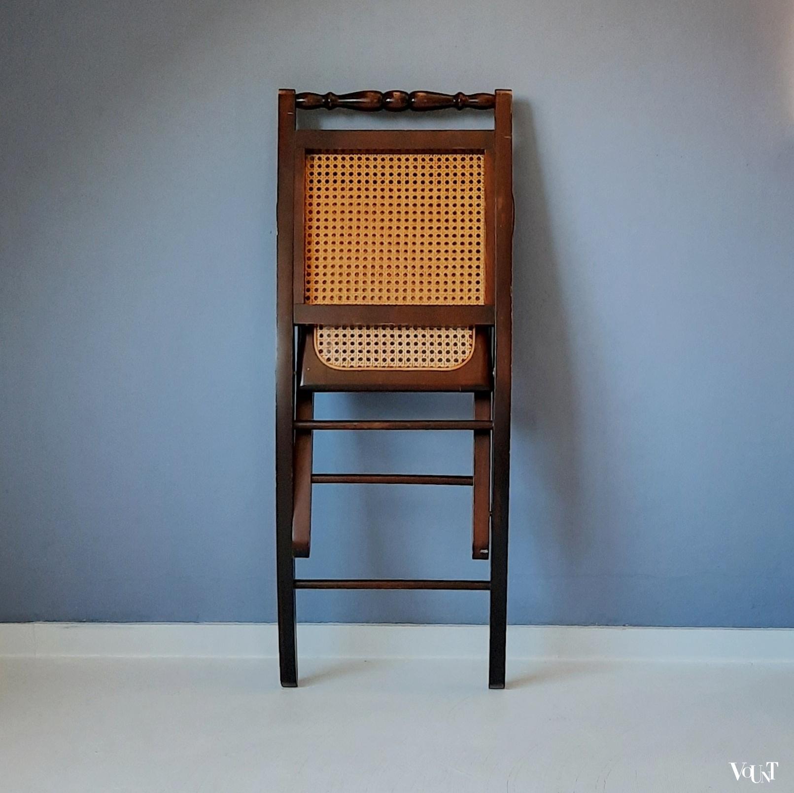 Klassieke houten klapstoel, ca. jaren '70