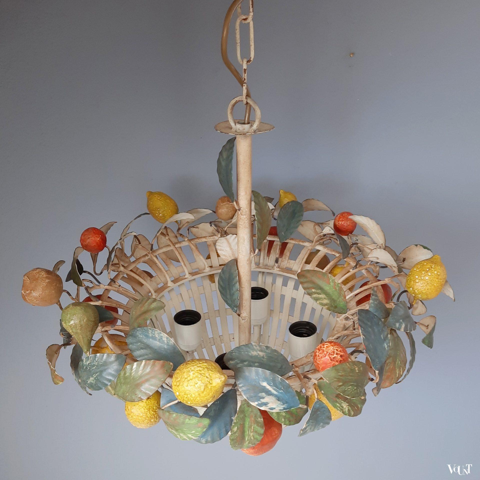 Italiaanse metalen hanglamp met fruit, jaren '60