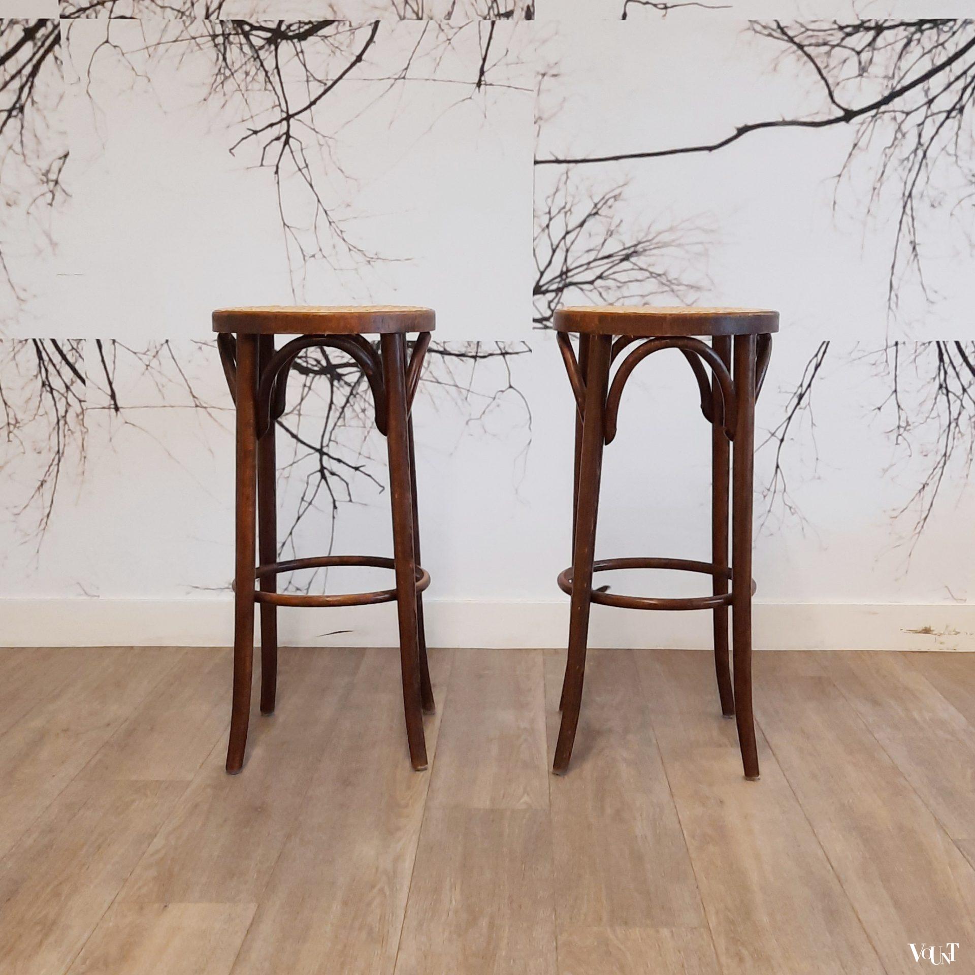 Set van 2 bentwood barkrukken met rotan zitting, jaren '70
